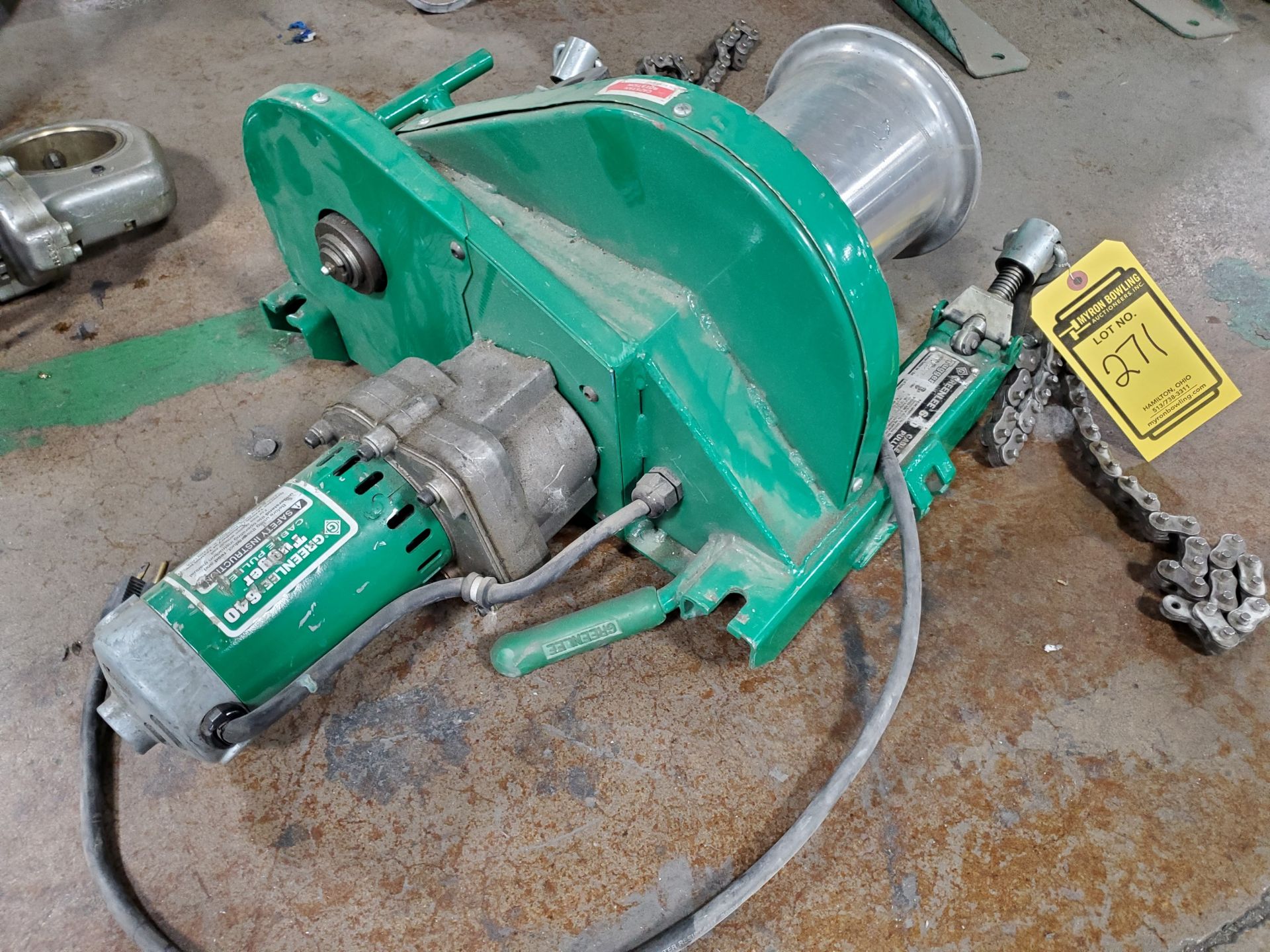 GREENLEE TUGGER CABLE PULLER, MODEL 640 WITH GREENLEE 446 CABLE PULLER BOX WITH 442 PORTA-PULLER - Image 2 of 6