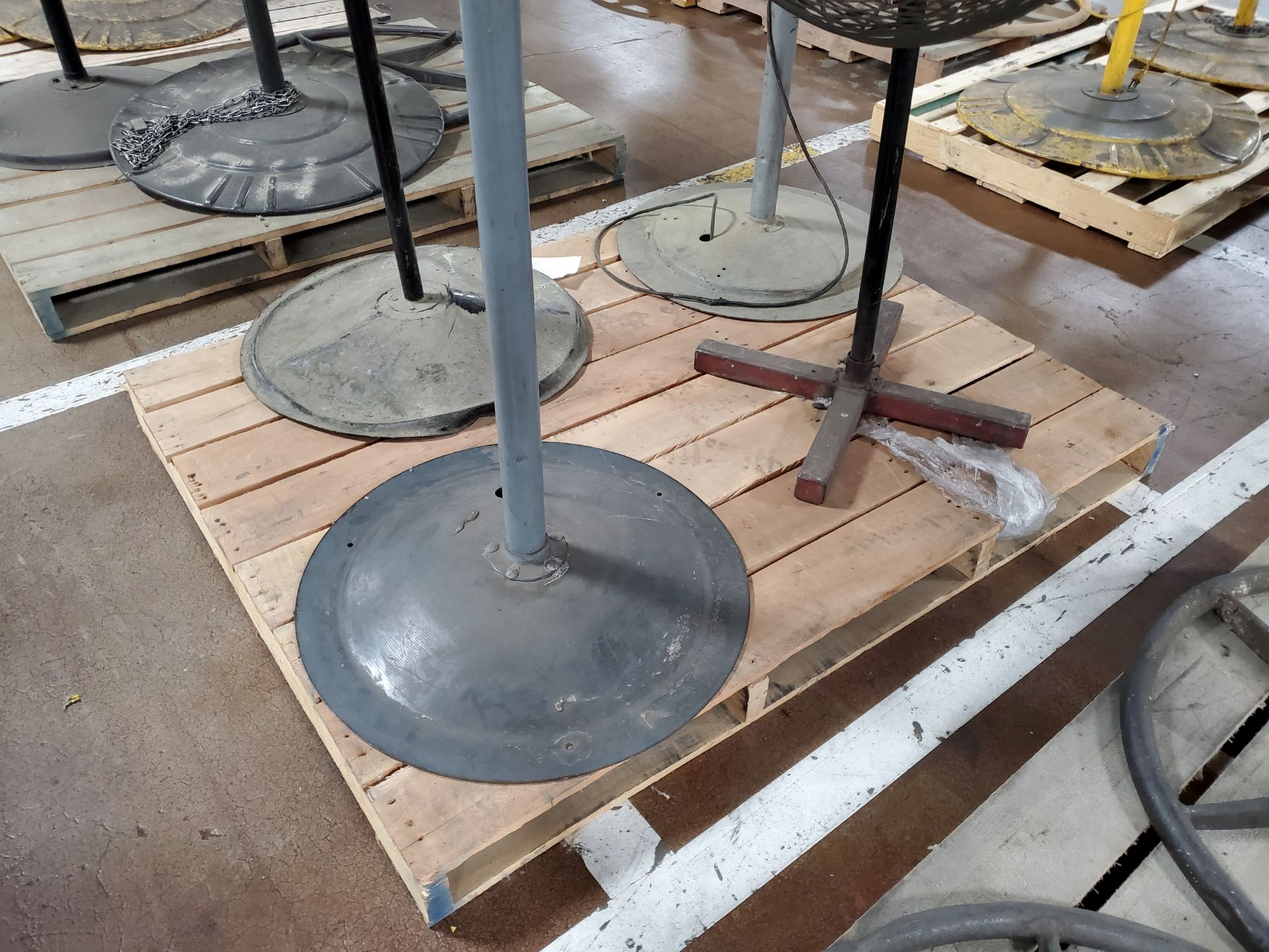 (4) PEDESTAL SHOP FANS - SOME ADJUSTABLE HEIGHT, 24'`-36'` - Image 4 of 4