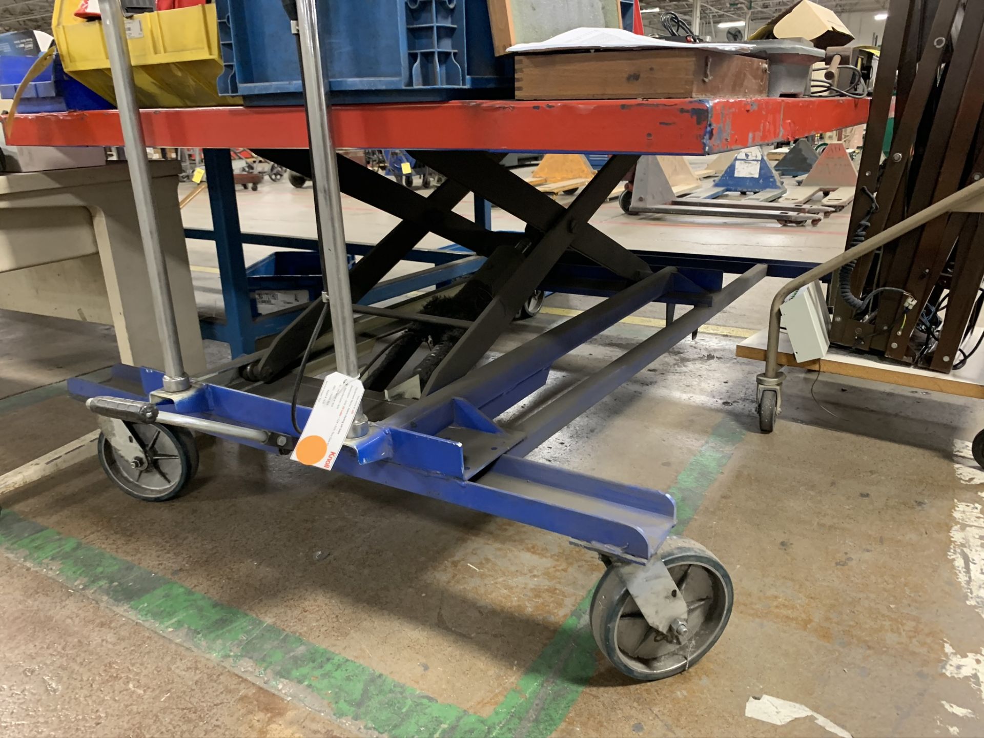 73'` X 51'` PORTABLE DIE SCISSOR LIFT TABLE - Image 2 of 4