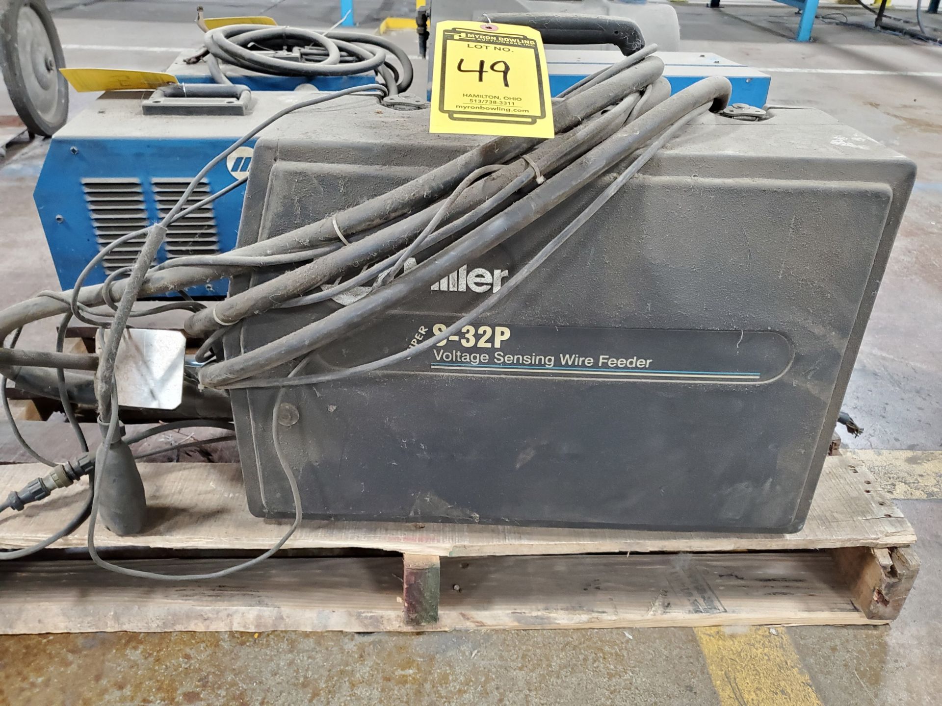 MILLER SUPER S-32P VOLTAGE SENSING WIRE FEEDER