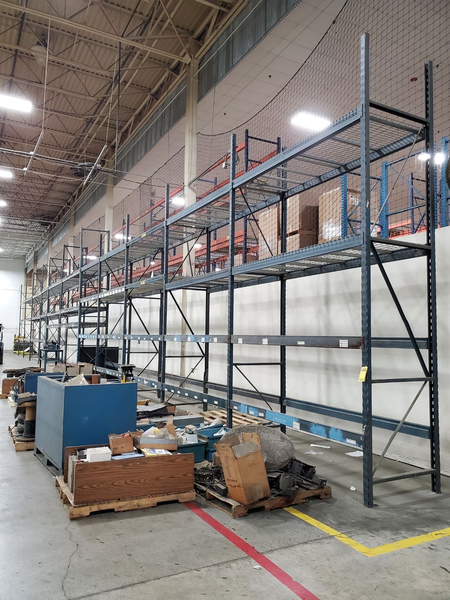 (11) SECTIONS OF 16' T X 42'`W X 9' BEAMS SLOT/CORNER LOCK PALLET RACKING, 76 BEAMS - Image 2 of 5