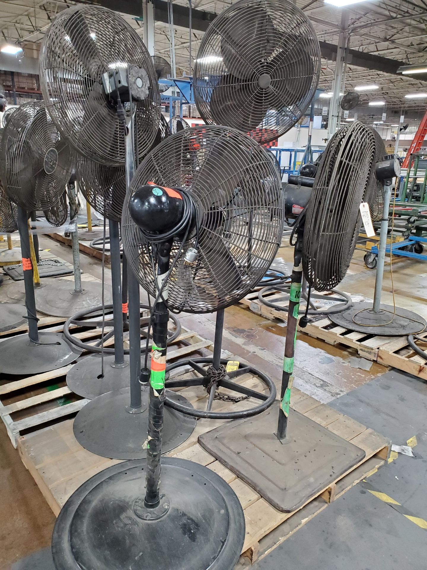 (4) PEDESTAL SHOP FANS - SOME ADJUSTABLE HEIGHT, 24'`-36'` - Image 3 of 3