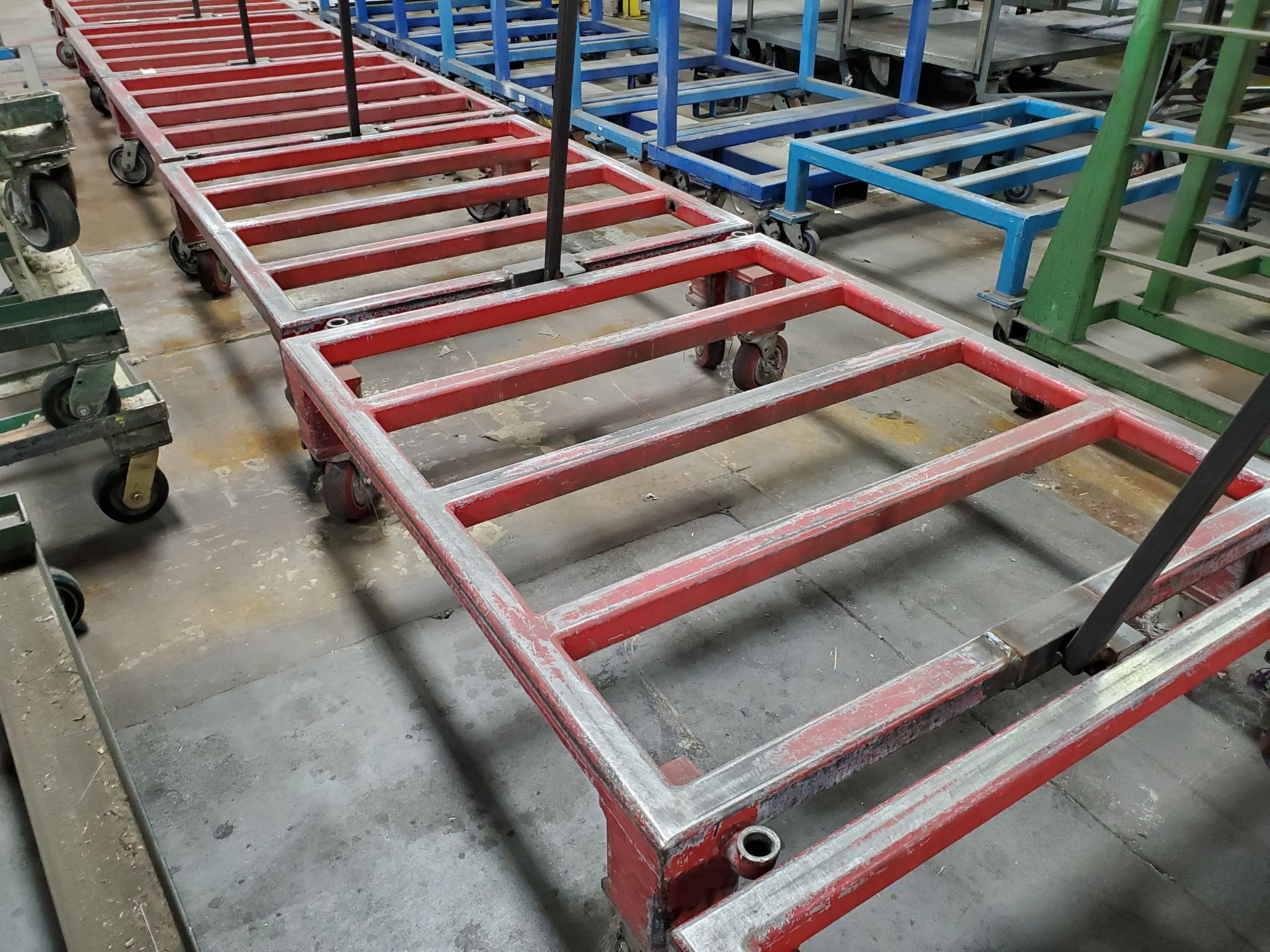 (5) 42'` X 48'` X 15'` STEEL BAR FRAME CARTS WITH HANDLE - Image 2 of 3