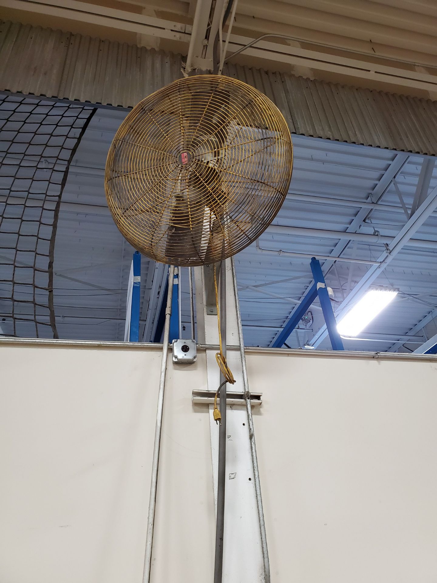 (6) 24'` COLUMN FANS (STILL MOUNTED ON COLUMN, BUYER RESPONSIBLE FOR REMOVAL)