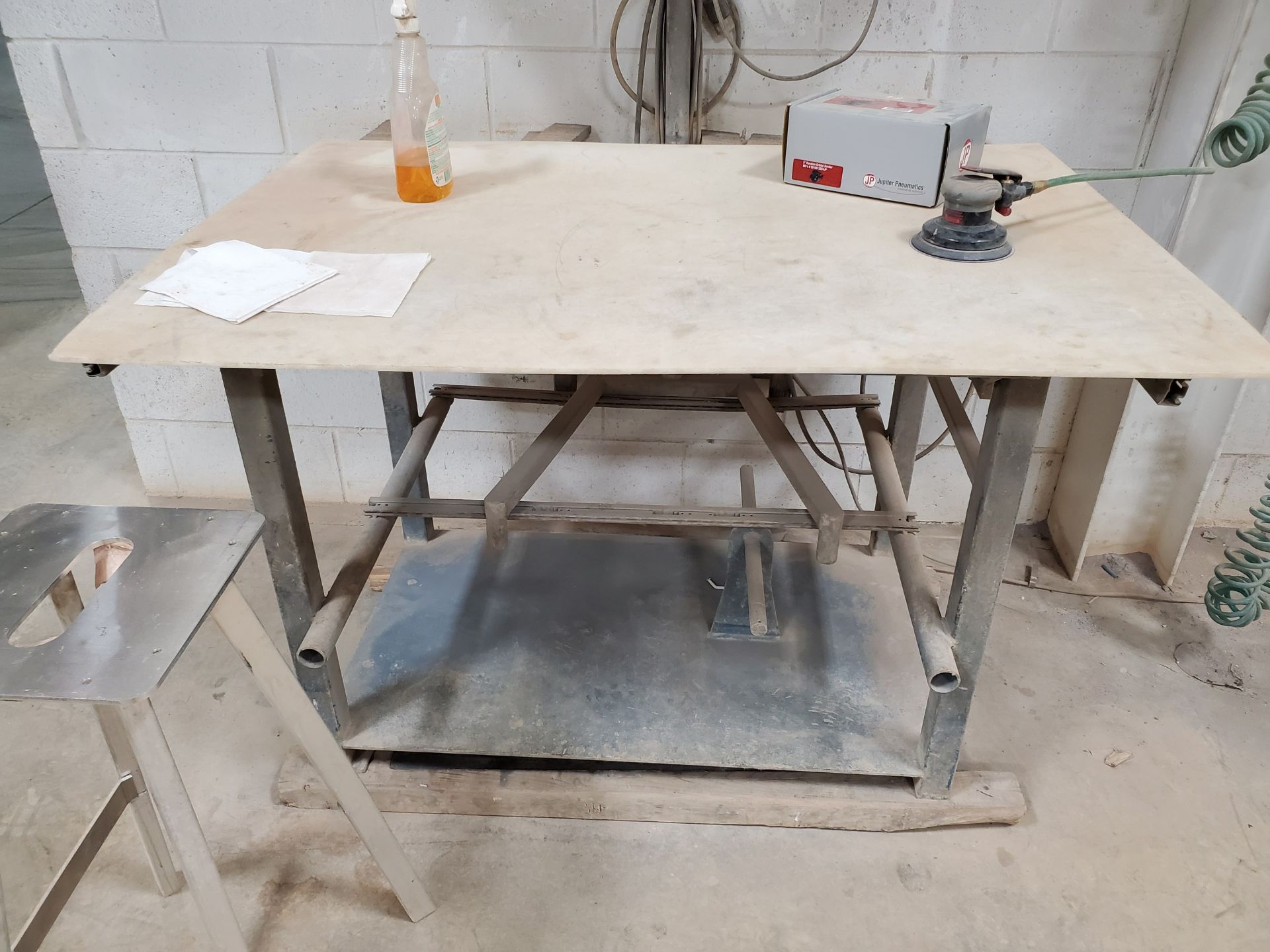 8' X 4' X 1/2'` STEEL WORK BENCH WITH HD STEEL CABINET DOOR, HD STEEL RACK, (2) WELDING CURTAINS AND - Image 6 of 6