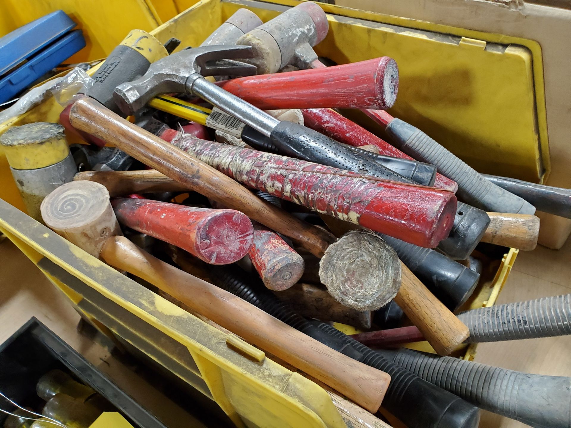 (LOT) OF ASSORTED HAMMERS & MALLETS - CLAW HAMMERS, DOUBLE AND SINGLE RUBBER/PLASTIC MALLETS - Image 2 of 4