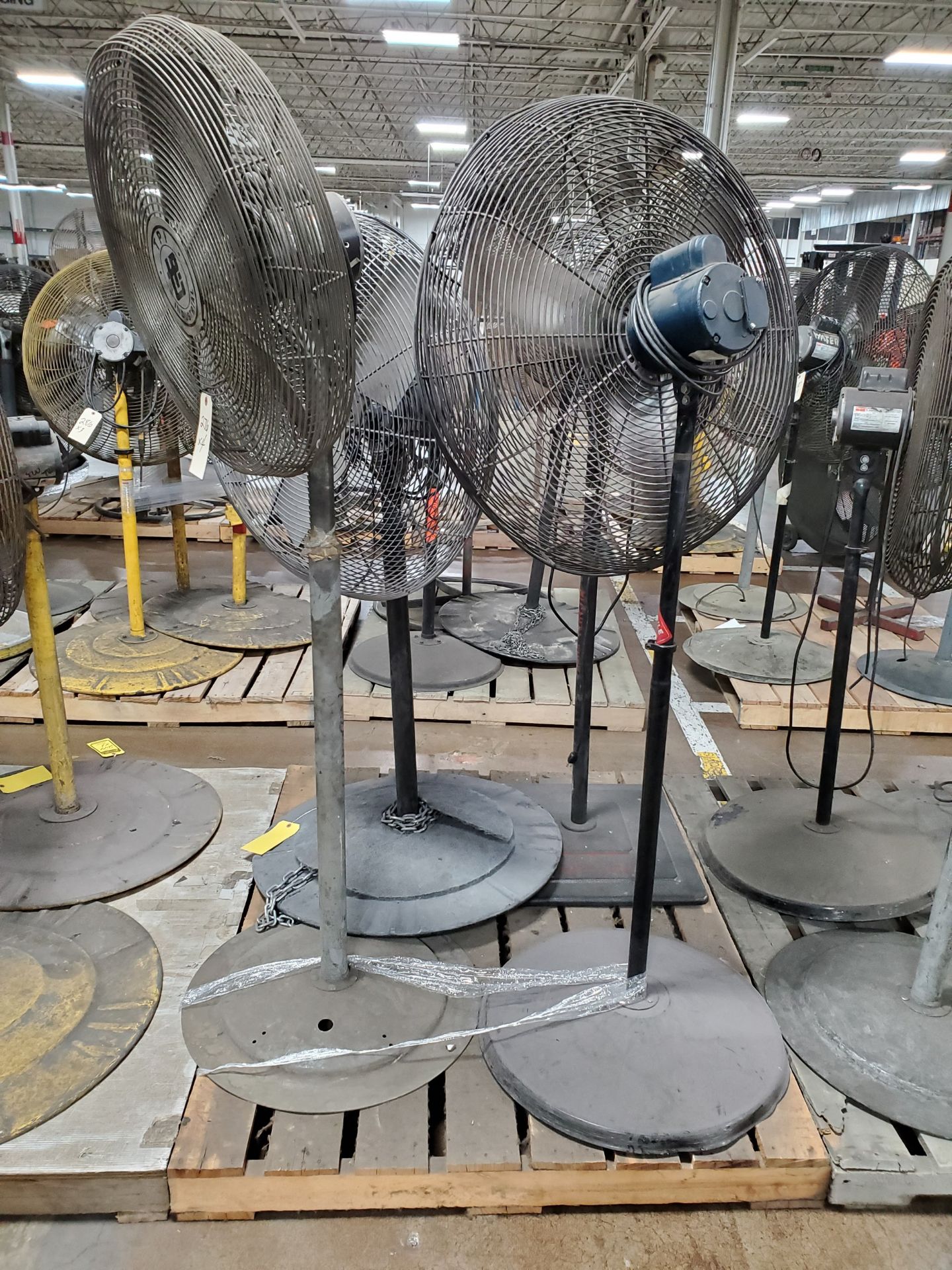 (4) PEDESTAL SHOP FANS - SOME ADJUSTABLE HEIGHT, 24'`-36'` - Image 2 of 3