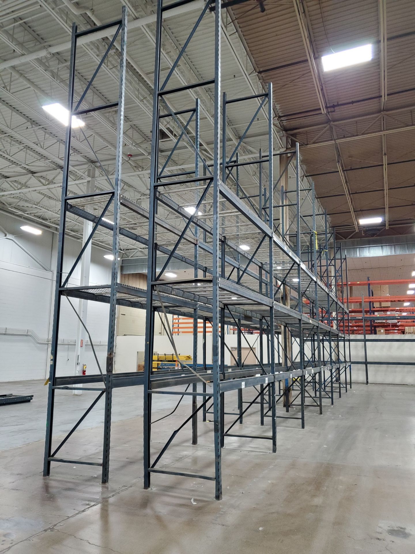 (14) SECTIONS OF 24' T X 42'`W X 9' BEAMS SLOT/CORNER LOCK PALLET RACKING, 84 BEAMS - Image 3 of 5