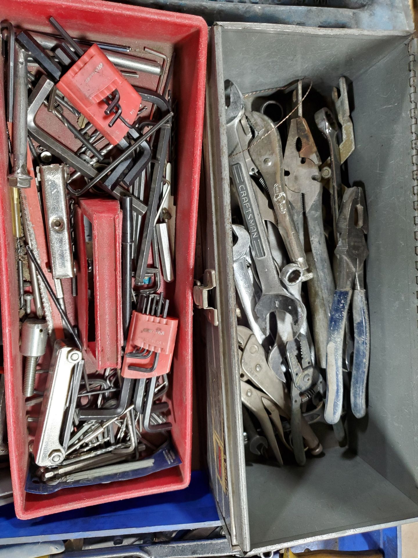 TOOLBOX WITH CRESCENT WRENCHES, OPEN/CLOSED END WRENCHES, ALLEN WRENCHES AND ASSORTED TOOLS - Image 2 of 5