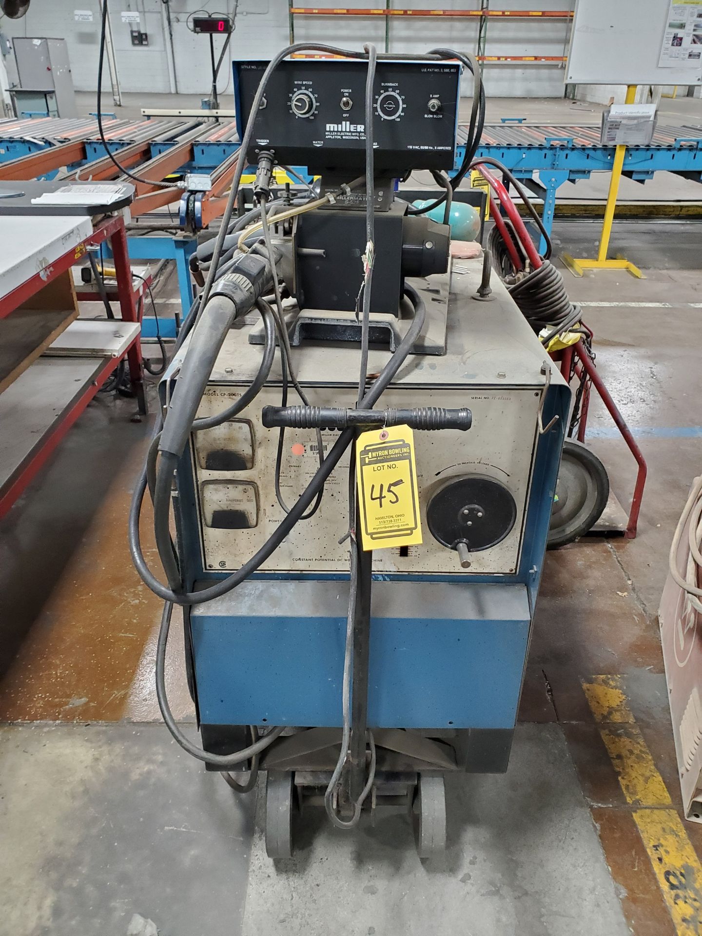 MILLER CONSTANT POTENTIAL DC WELDER ON BOTTLE CART WITH MILLERMATIC S52E WIRE FEEDER - Image 2 of 5