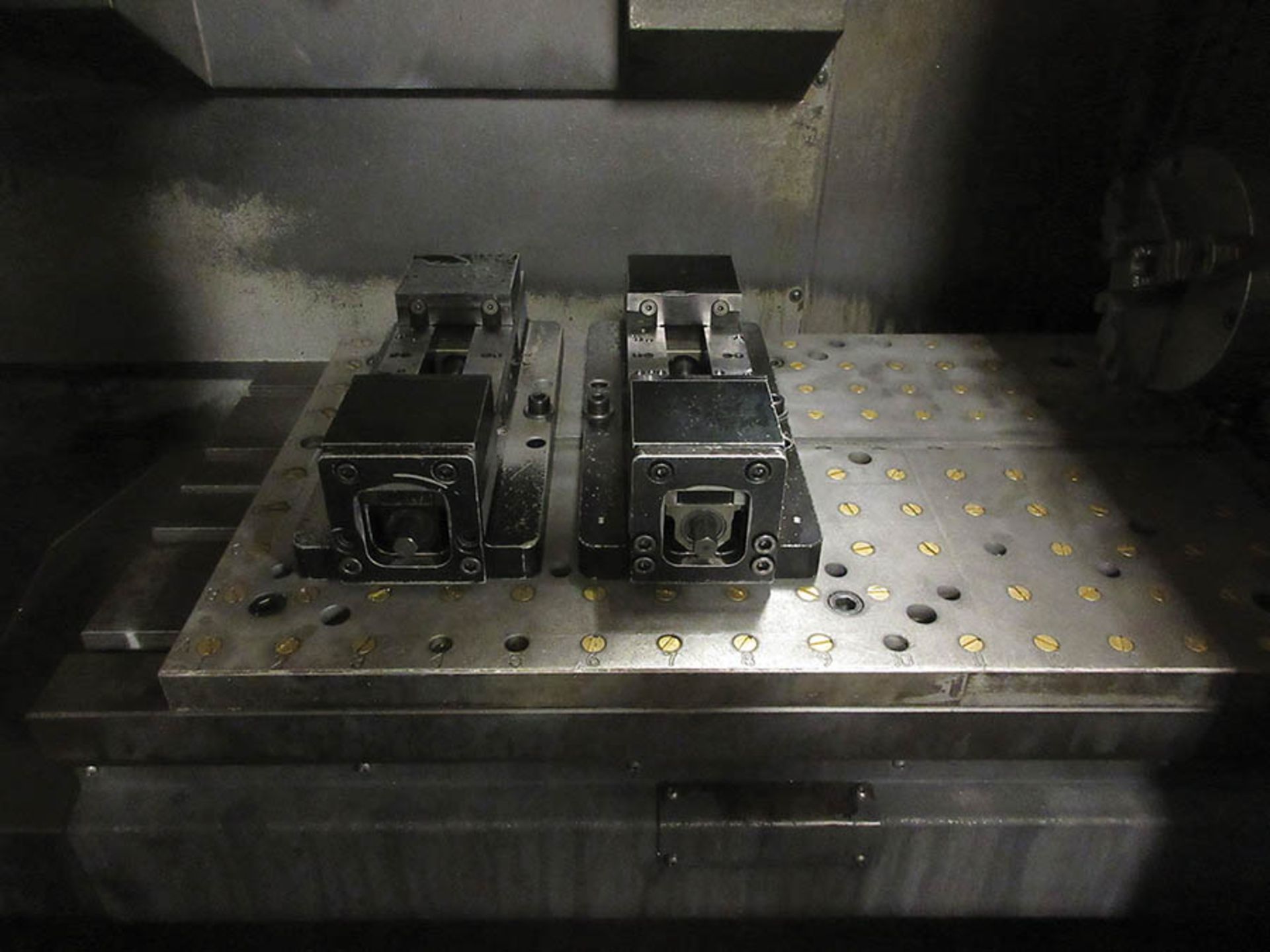 2007 OKUMA MC-V3016 CNC MACHINING CENTER, OKUMA OSP-P200M CONTROL, 20-POSITION TOOL CHANGER, (2) 4'' - Image 3 of 7