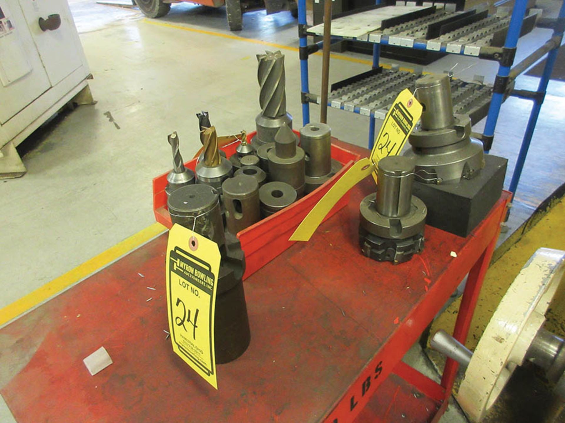 CART W/ CINCINNATI TOOLING: (2) MILLING HEADS, TOOL HOLDERS & DRILL BITS - Image 2 of 2