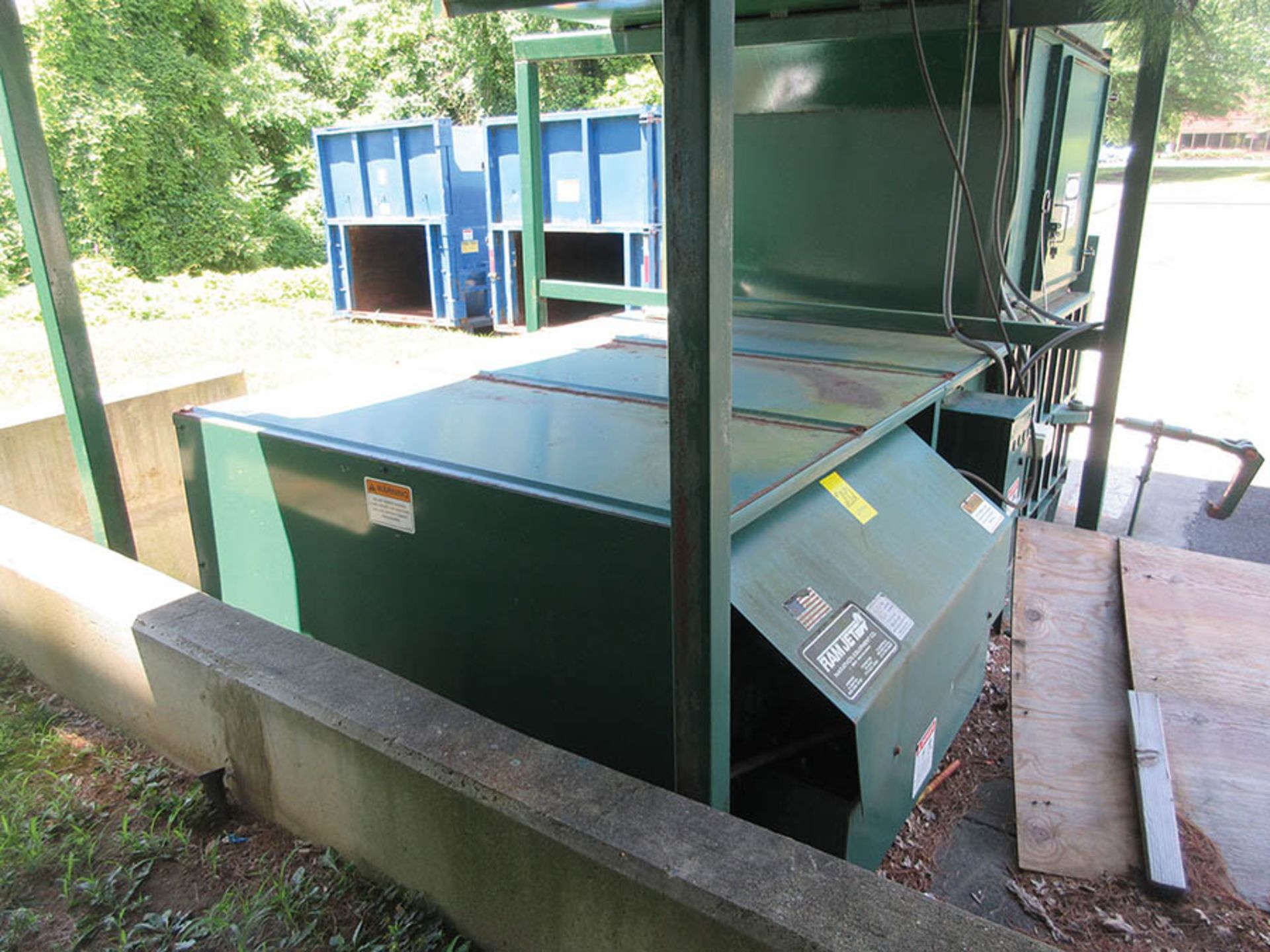 2004 MARATHON RAM JET TRASH COMPACTOR,RAM STYLE, MODEL: PJ450, (2) 57'' X 60'' CHUTES, (BUYER - Image 5 of 7