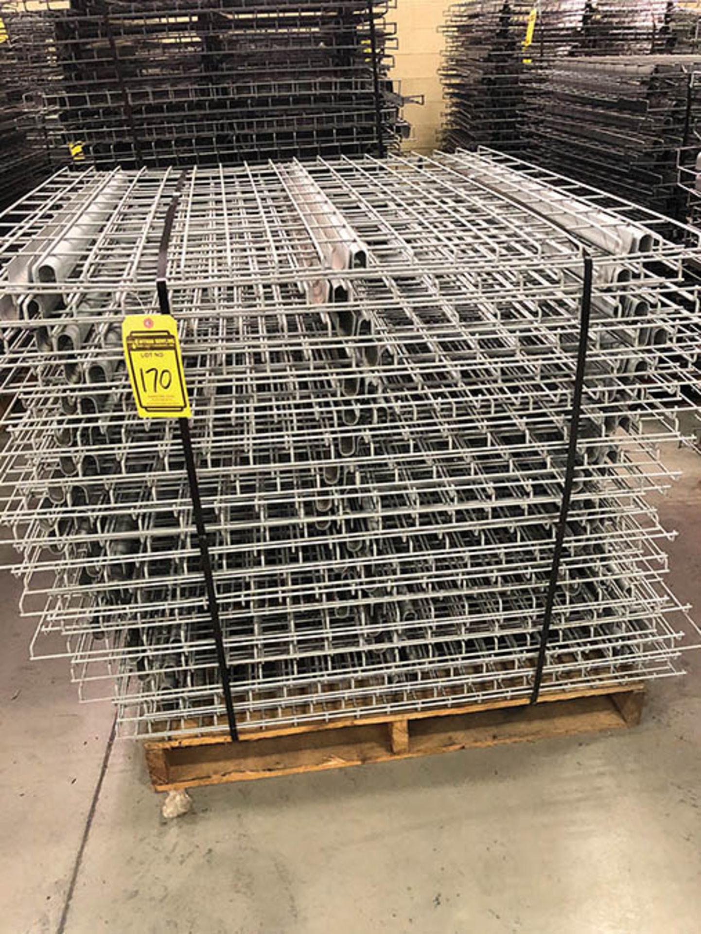 (X186) SECTIONS OF WIRE DECKING 45'` X 44'' X 1'` DEEP