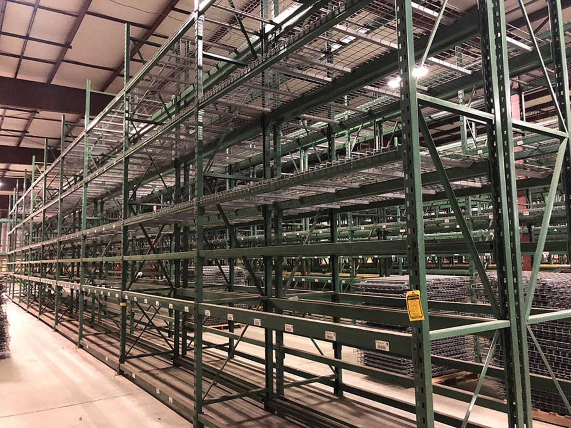 (X60) BAYS OF UNARCO T-BOLT PALLET RACKING CONSISTING OF, (750) BEAMS 2'` TO 5'`, AND (750) 36'` X