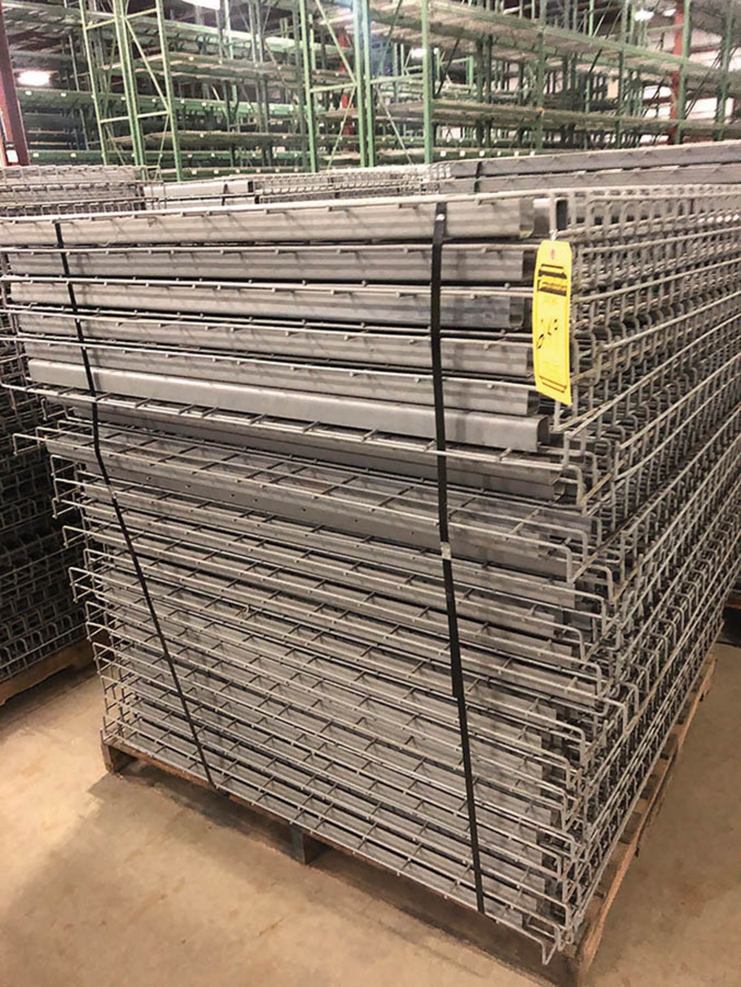 (X200) SECTIONS OF WIRE DECKING 44'` X 45'`