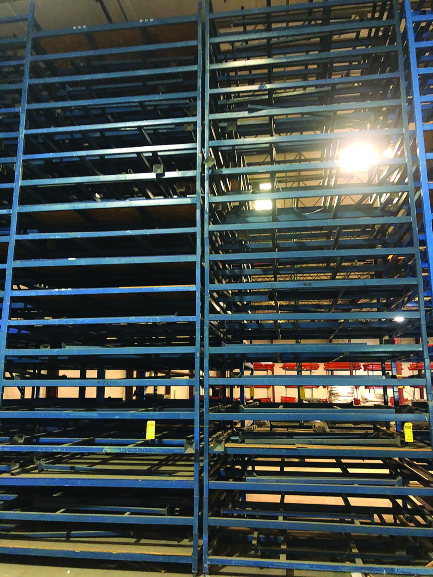(X39) PORTABLE STACKING RACK, 81'` X 81'` UNBANDED