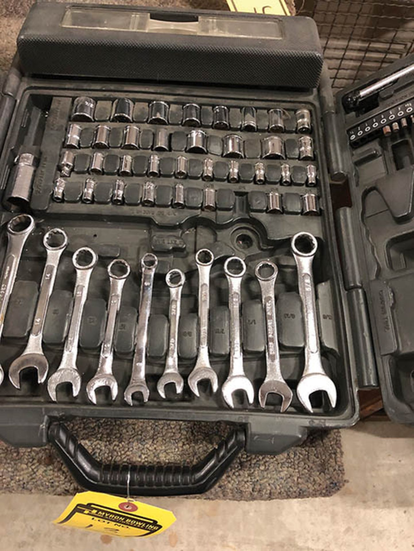 TOOL SET