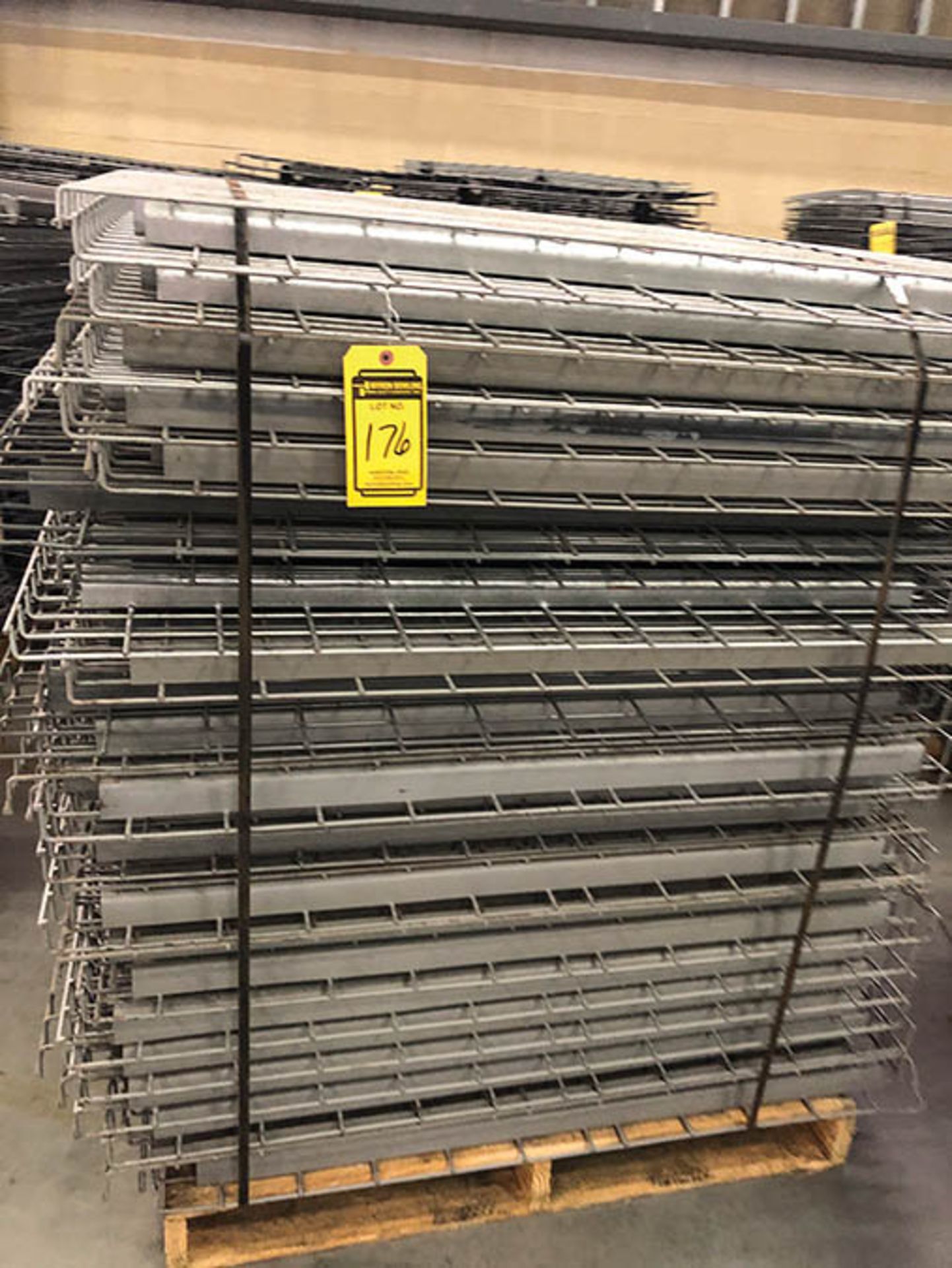 (X200) SECTIONS OF WIRE DECKING 45'` X 44'' X 1'` DEEP