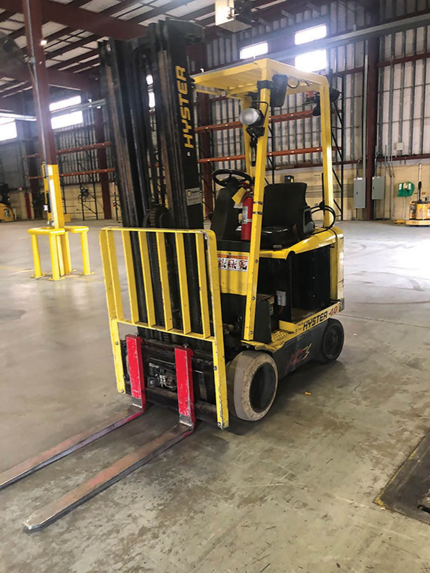 HYSTER ELECTRIC FORKLIFT, MODEL # E4025, S/N F114-02785H, 36 V, SIDE SHIFT, SOLID TIRES, THREE STAGE