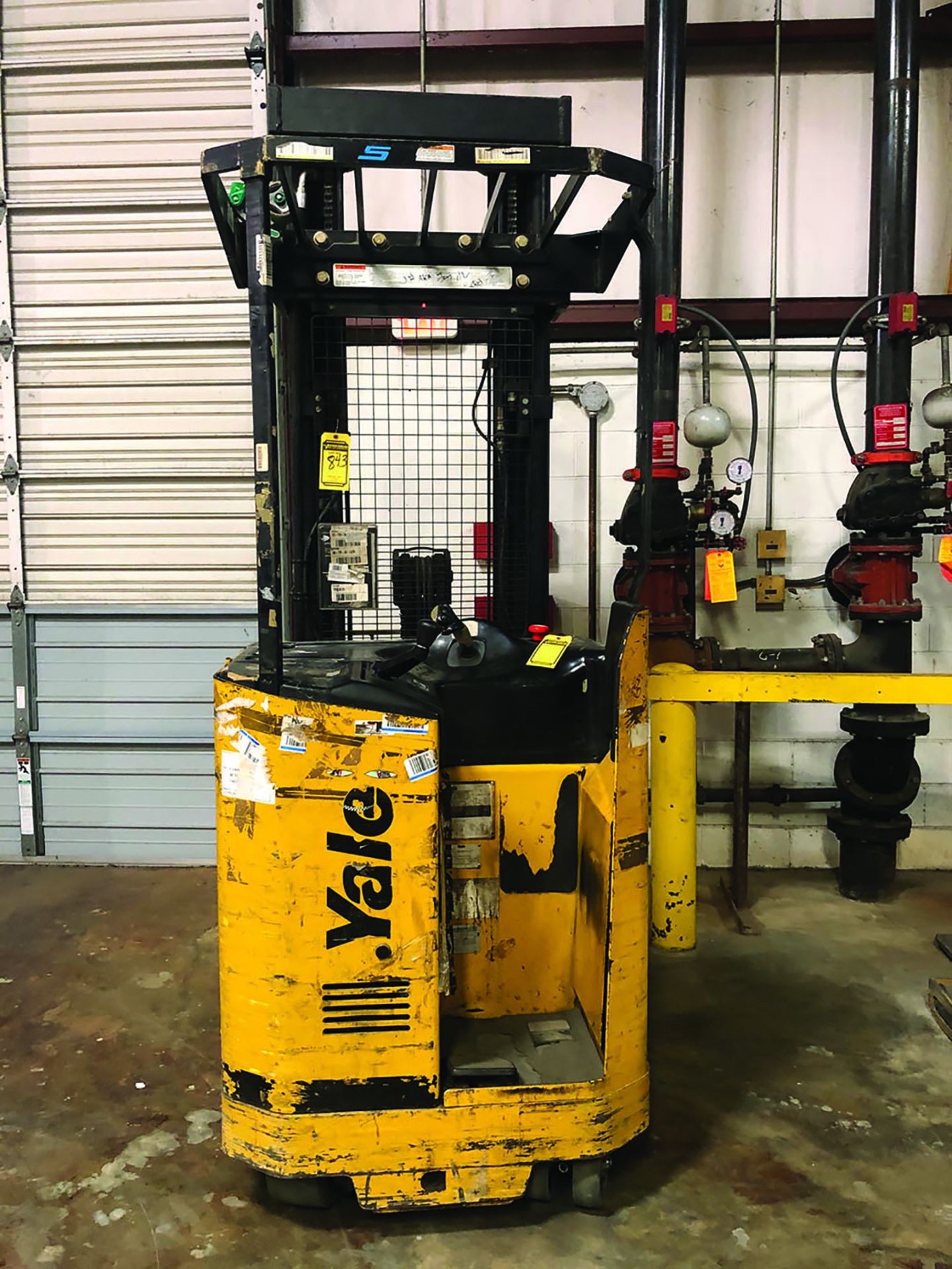 1999 YALE 3,500 LB REACH TRUCK, MODEL # NR035ADNM24TE110, S/N- B815-029850J - Image 3 of 4