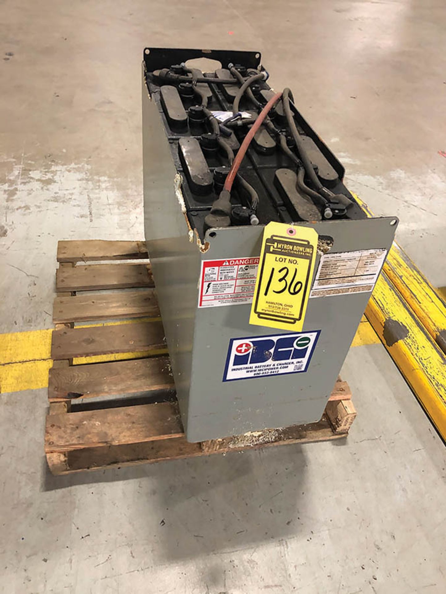 INDUSTRIAL BATTERY, S/N MKL1115483