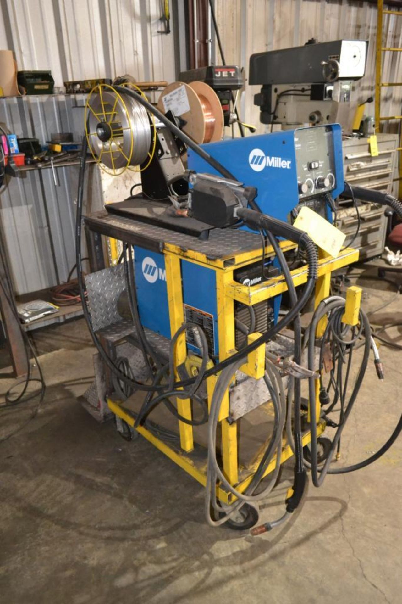 MILLER 300 AMP PORTABLE MIG WELDER MODEL XMT 350 CC/CV; WITH MILLER 70 SERIES 24 VOLT WIRE FEEDER;