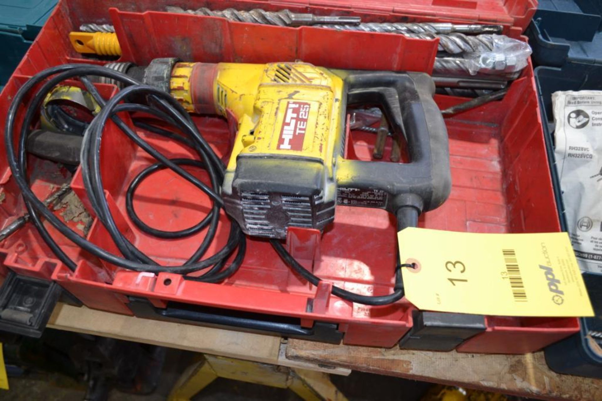 HILTI TE25 ROTARY HAMMER (BUILDING #1)