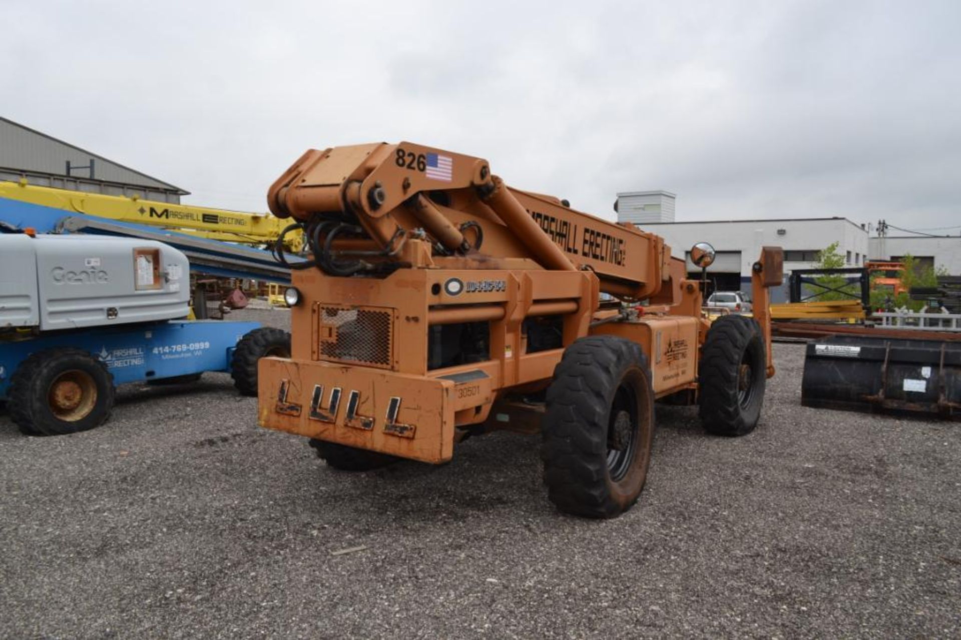 LULL 10;000 LB. 4X4 TELEHANDLER ROUGH TERRAIN DIESEL FORKLIFT MODEL 1044C; S/N 00AB18P19-1009; 72 - Image 3 of 3