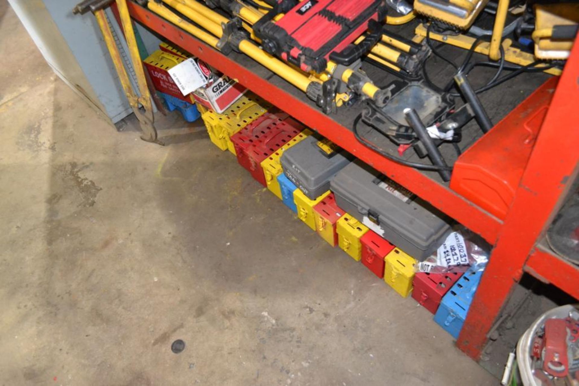LOT: STEEL SHELVING UNIT WITH CONTENTS OF LARGE COMBO WRENCHES; WORK LIGHTS; SOCKET SETS; IMPACT - Image 3 of 7