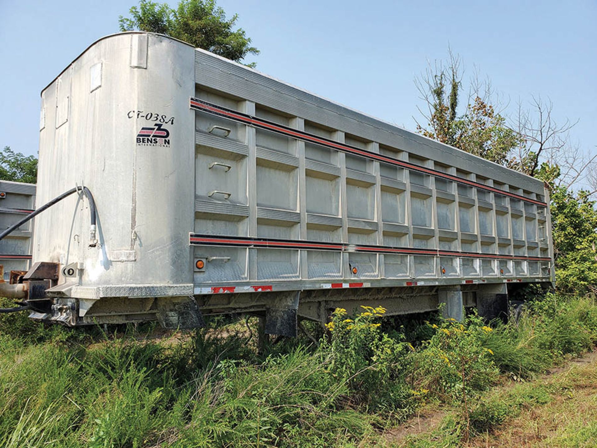 BENSON HYDRAULIC END DUMP T/A ALUMINUM TRAILER, VIN, CT 038A, LOCATION: MARCO SHOP ***DELAYED TITL - Image 4 of 6