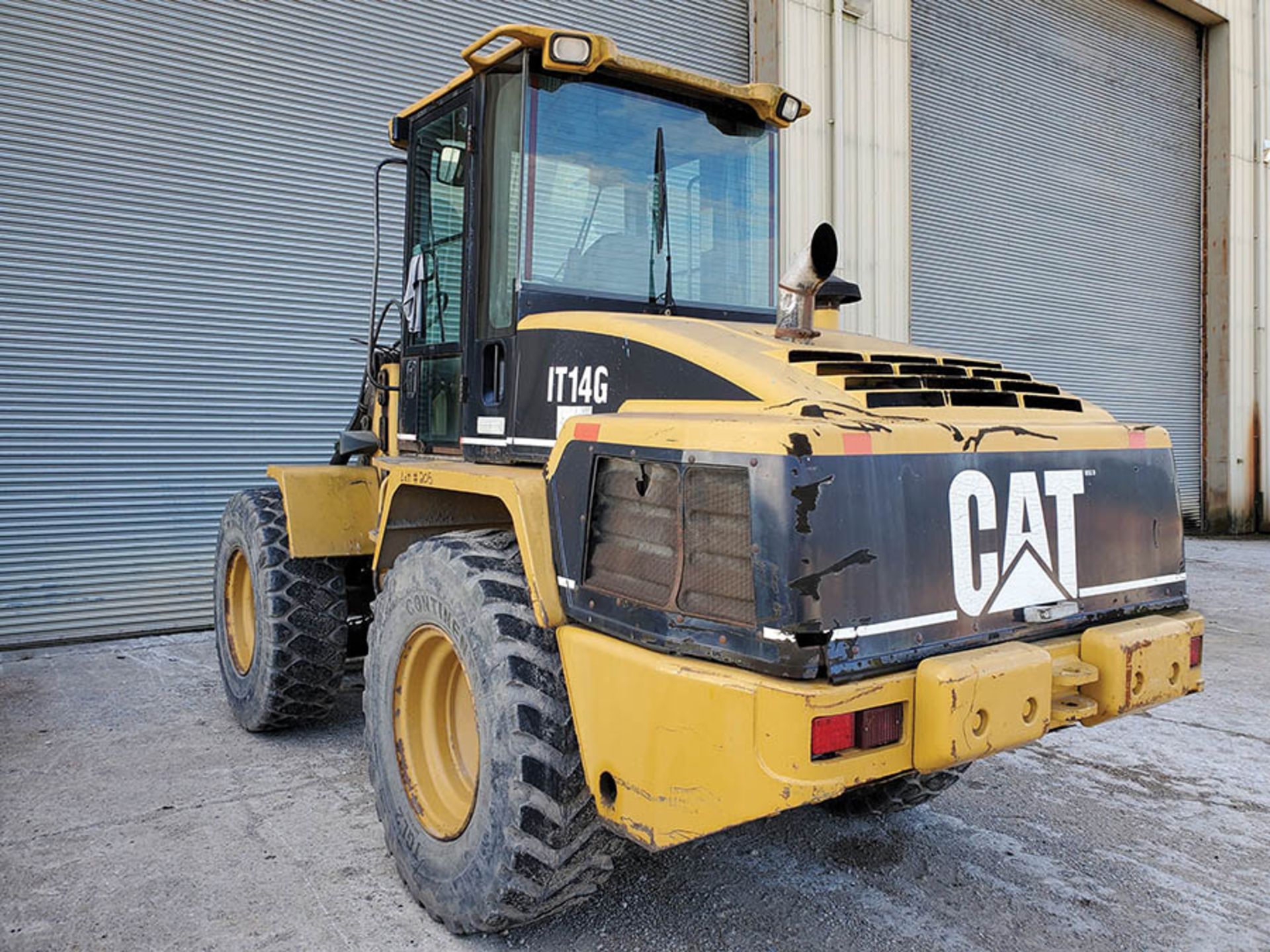 CATERPILLAR IT14G WHEEL LOADER WITH FORKS & BUCKET, PIN 8ZM00195 - Image 8 of 11