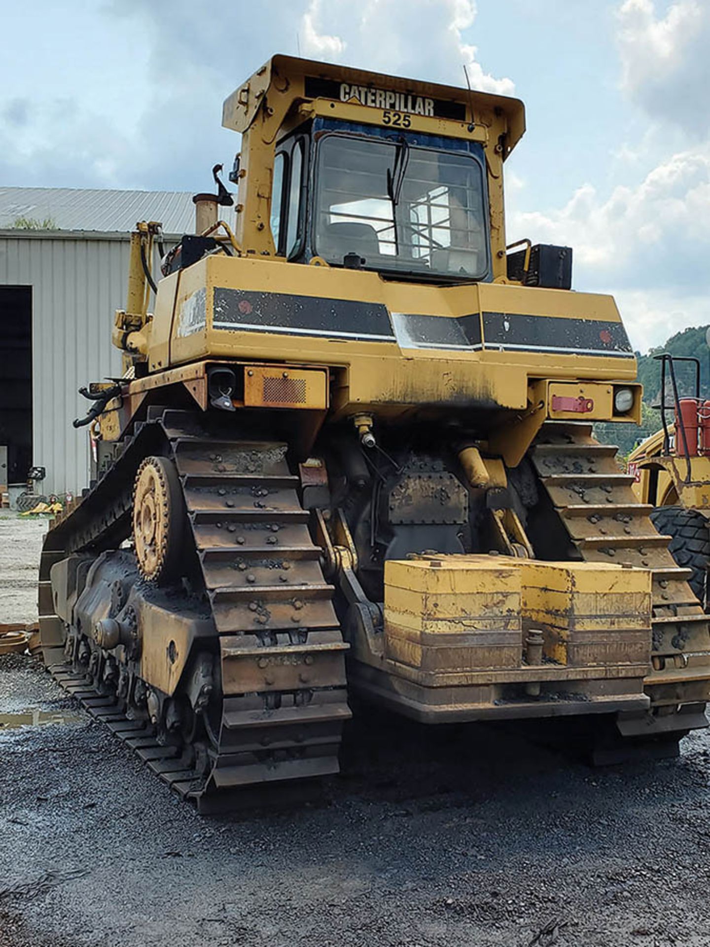 CATERPILLAR D9R DOZER, S/N: ABK00558, CAT 3408 DIESEL ENGINE, 24'' WIDE METAL TRACKS, REAR - Image 9 of 10