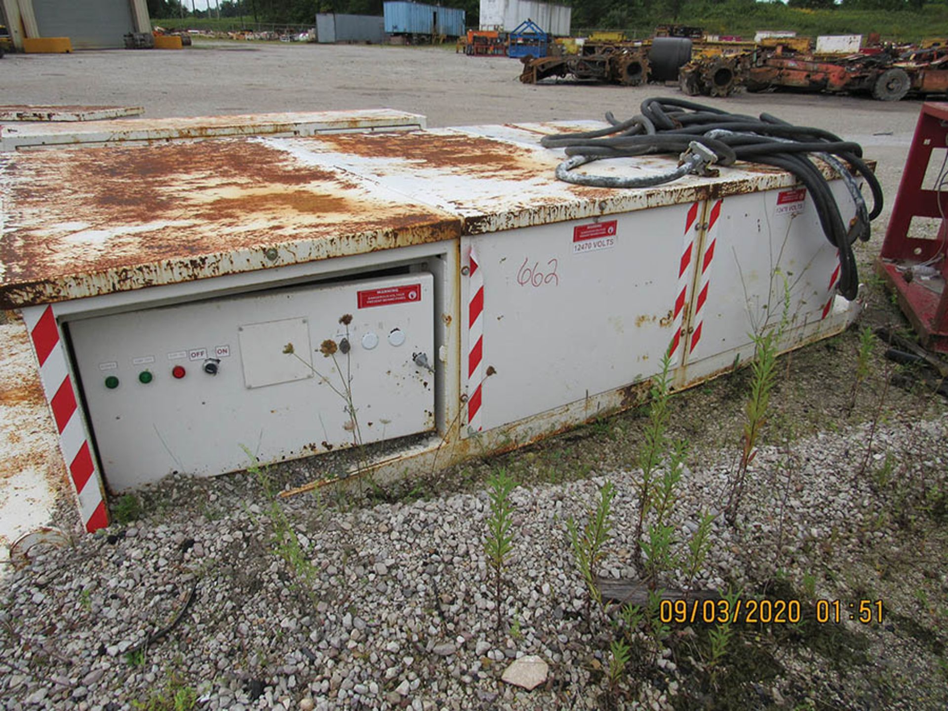 POWER CENTER, MODEL CAP. BOX, S/N 13676, 600 KVA, 7,200 V. - Image 3 of 4