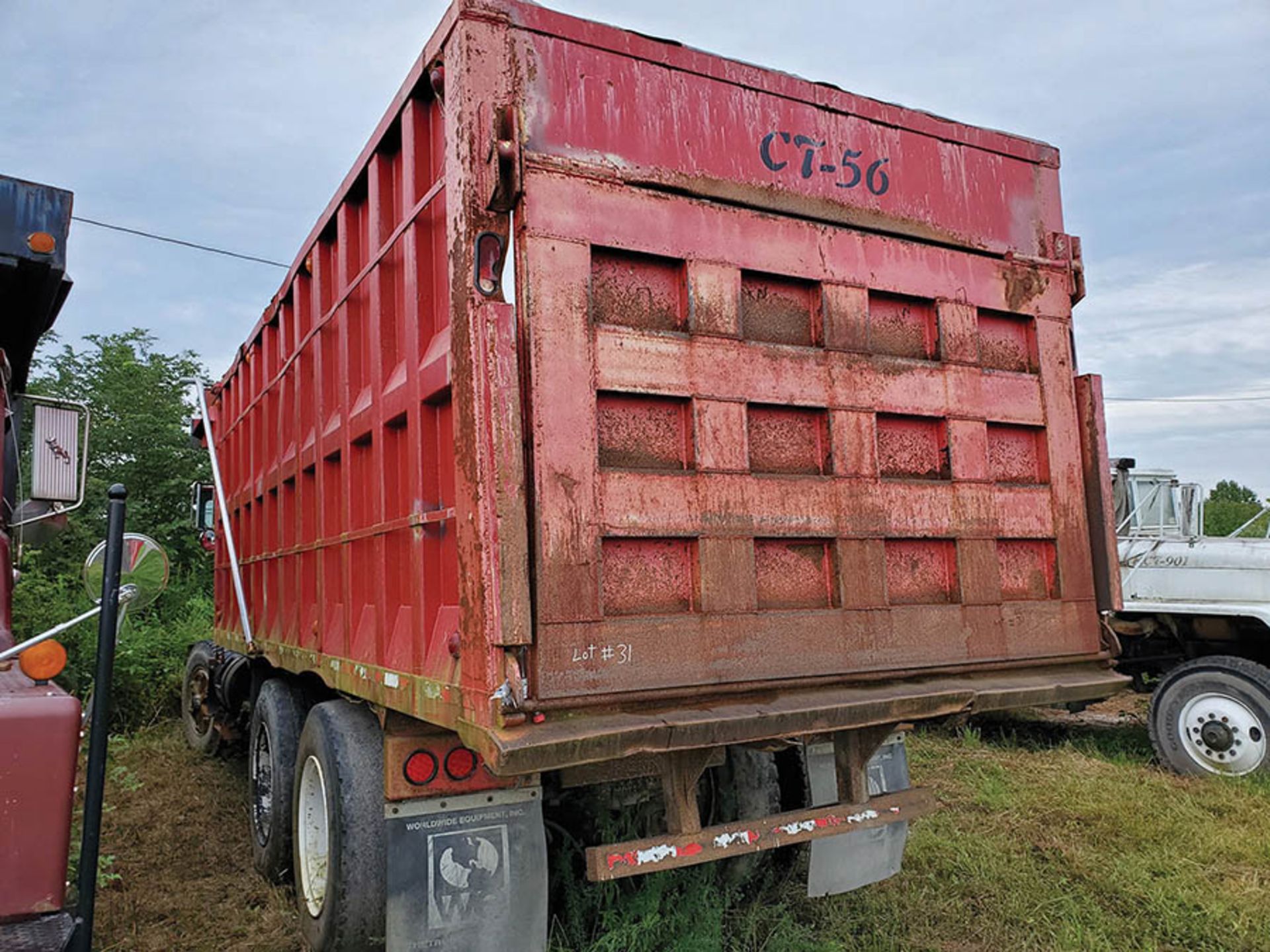 1997 MACK RD888 SX T/A DUMP TRUCK, VIN 1MP278C4VM002006, CT 56, LOCATION: MARCO SHOP - Image 5 of 6