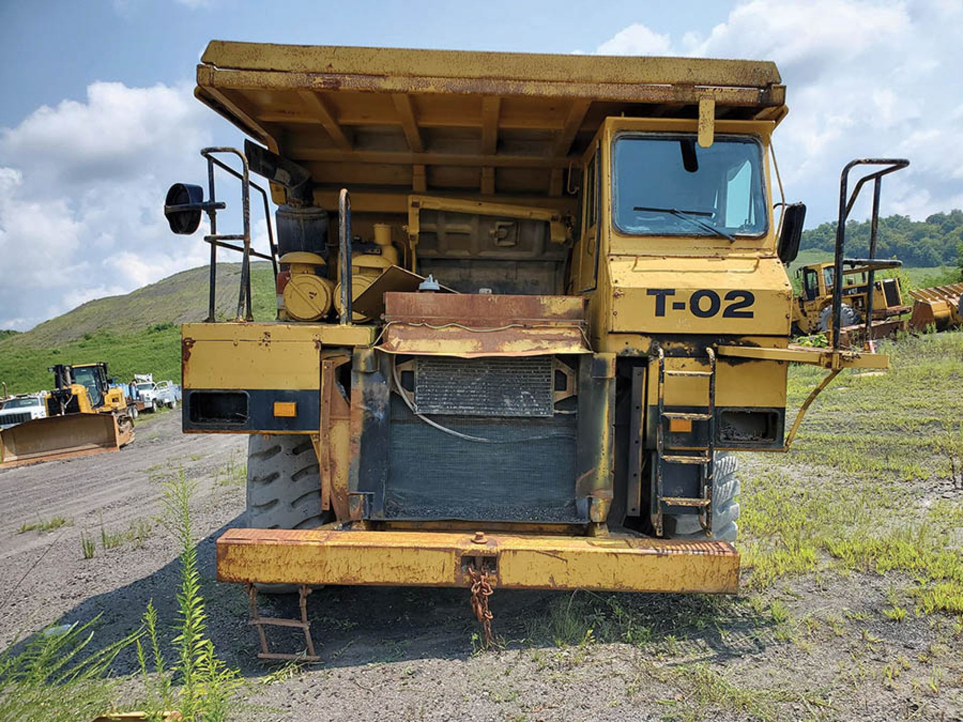 CATERPILLAR 773B OFF-ROAD DUMP TRUCK, S/N: 63W01175, 45,029 HRS.,21.00-35 TIRES, CAT 12-CYLINDER - Image 3 of 7