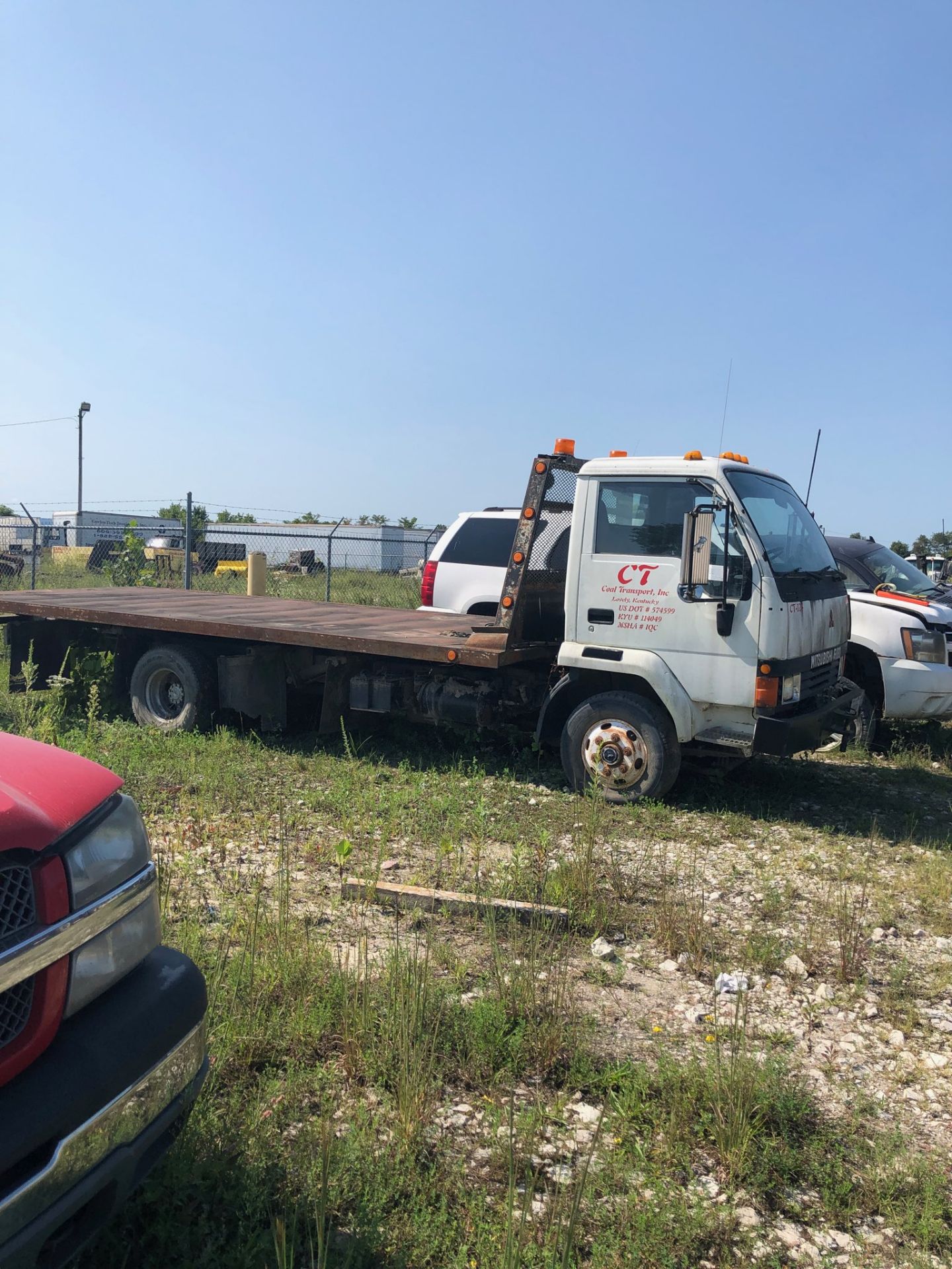 MITSUBISHI FUSO ROLLBACK TRUCK, 94'' X 216'' BED, CT 124, LOCATION: MARCO SHOP - Image 3 of 3