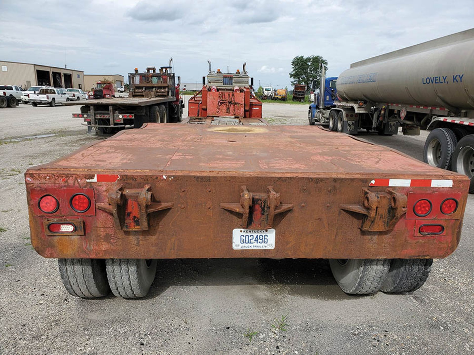 1978 BIRMINGHAM TRI AXLE RGN TRAILER, MODEL 12752LSR, VIN HS 509, 27' DECK, LOCATION: MARCO SHOP - Image 9 of 13