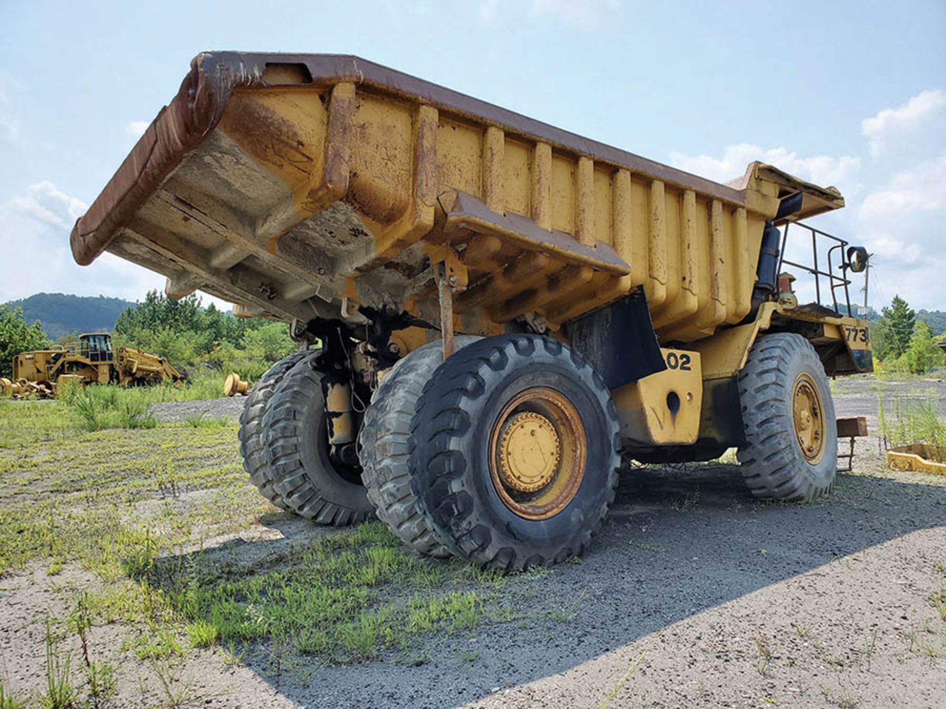 CATERPILLAR 773B OFF-ROAD DUMP TRUCK, S/N: 63W01175, 45,029 HRS.,21.00-35 TIRES, CAT 12-CYLINDER - Image 6 of 7