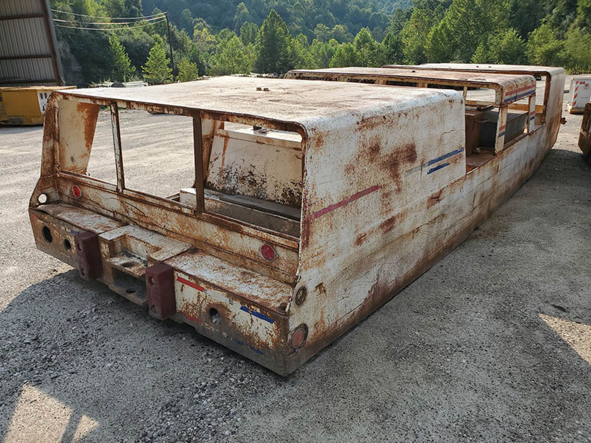 WEST VIRGINIA MINING EQUIPMENT MAN BUS, S/N 700-0810, LOCATION: MATRIC DEEP MINE - Image 7 of 7