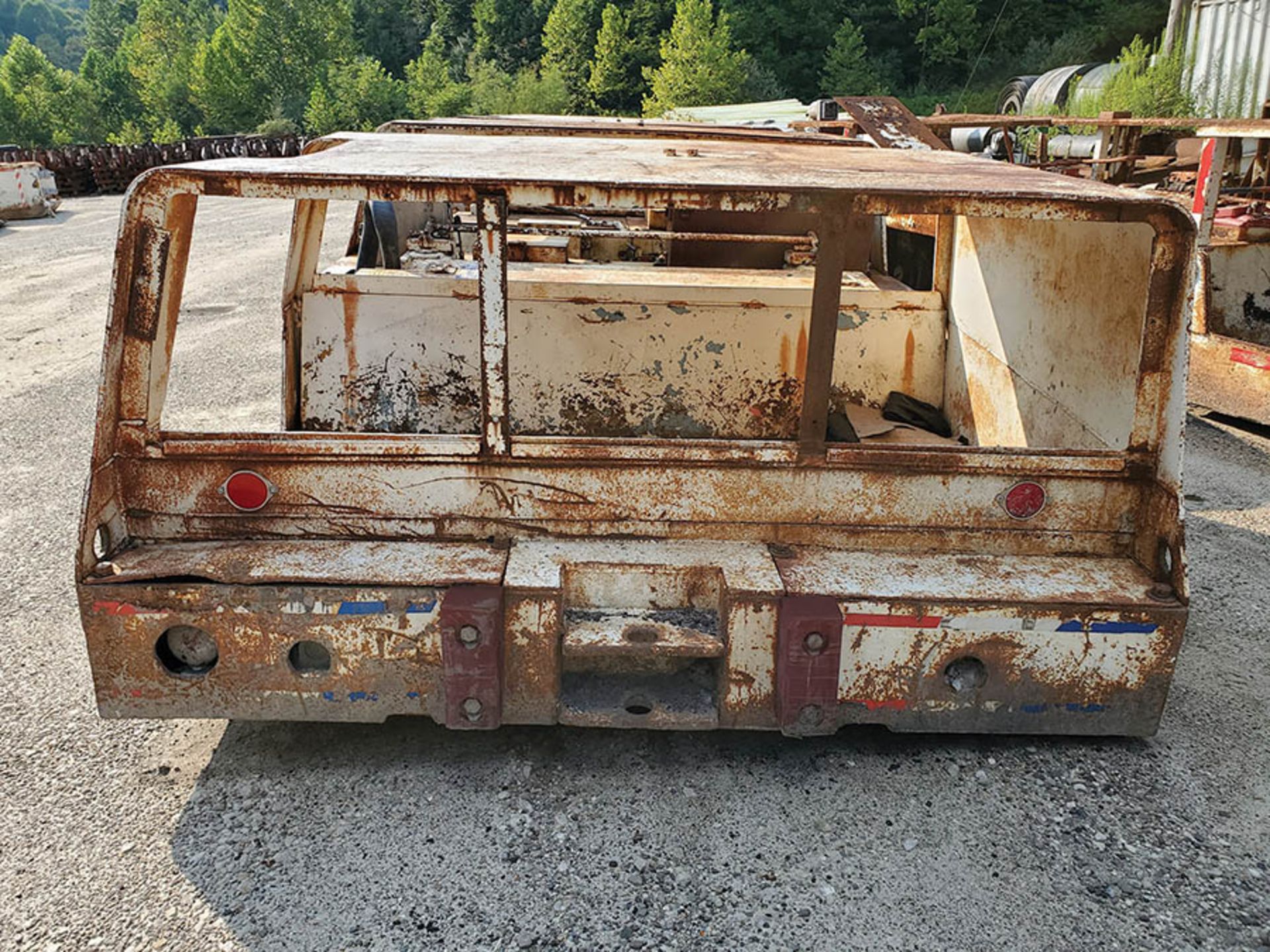 WEST VIRGINIA MINING EQUIPMENT MAN BUS, S/N 700-0810, LOCATION: MATRIC DEEP MINE - Image 6 of 7