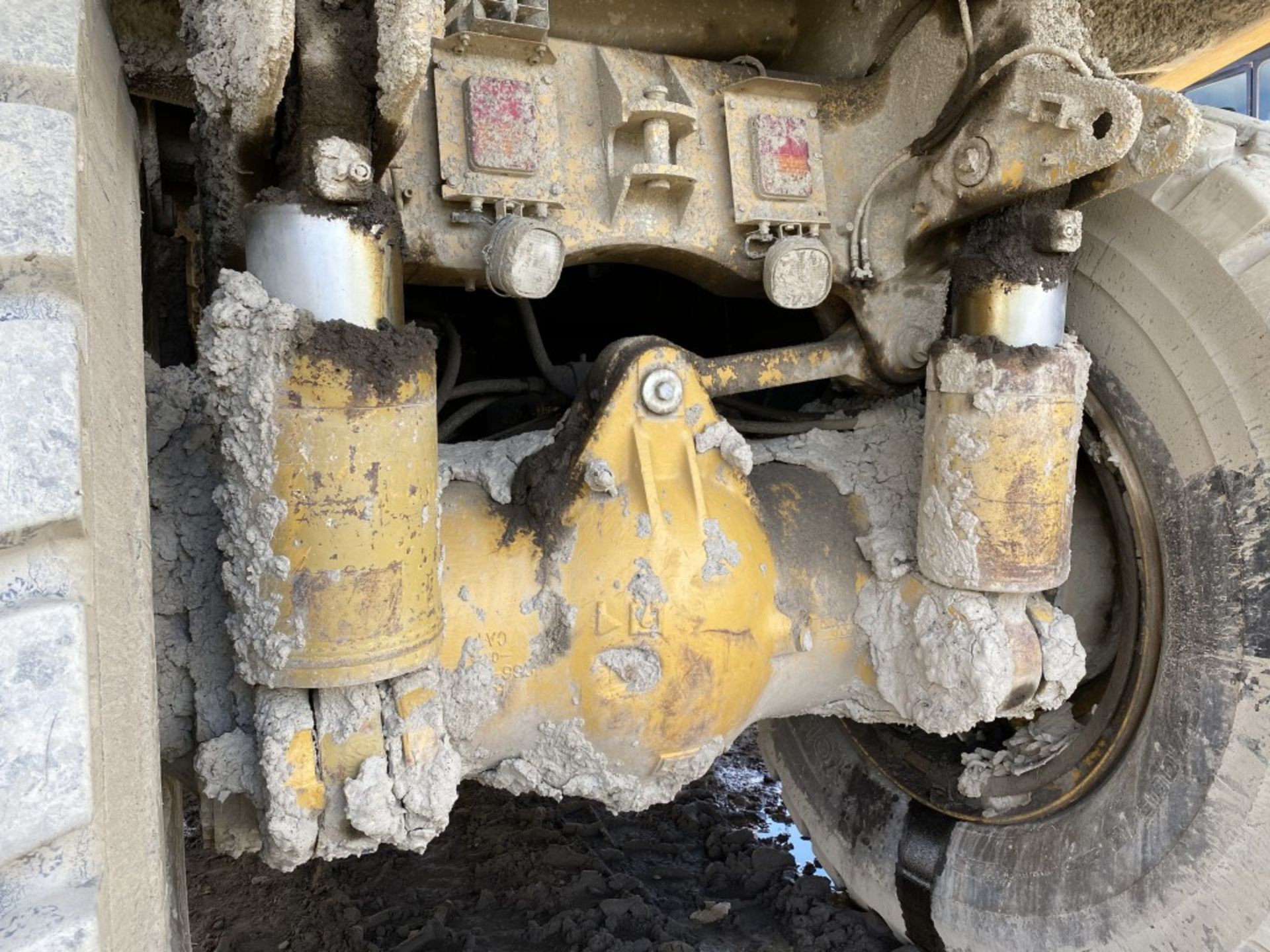 CATERPILLAR MODEL 777F OFF-ROAD DUMP TRUCK, P/N: CAT0777FUJRP00973M UNKNOWN HOURS, CAT DIESEL - Image 7 of 24