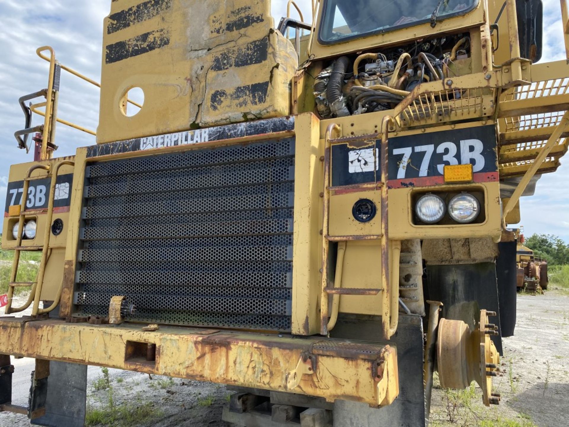 1979 CATERPILLAR 773B OFF-ROAD WATER TRUCK, KLEIN TANK WITH SPRAY BAR, S/N: 63W00149, CAT 3412 - Image 8 of 13