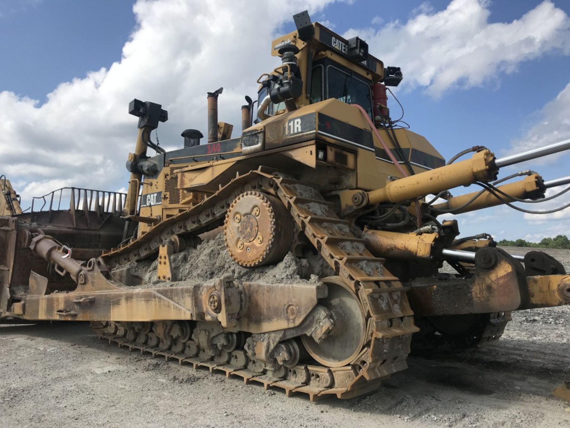 CATERPILLAR D11R DOZER, S/N: 7RZ01447, CAT 3508B DIESEL ENGINE, 28'' WIDE METAL TRACKS, D1155 RIPPER - Image 8 of 21