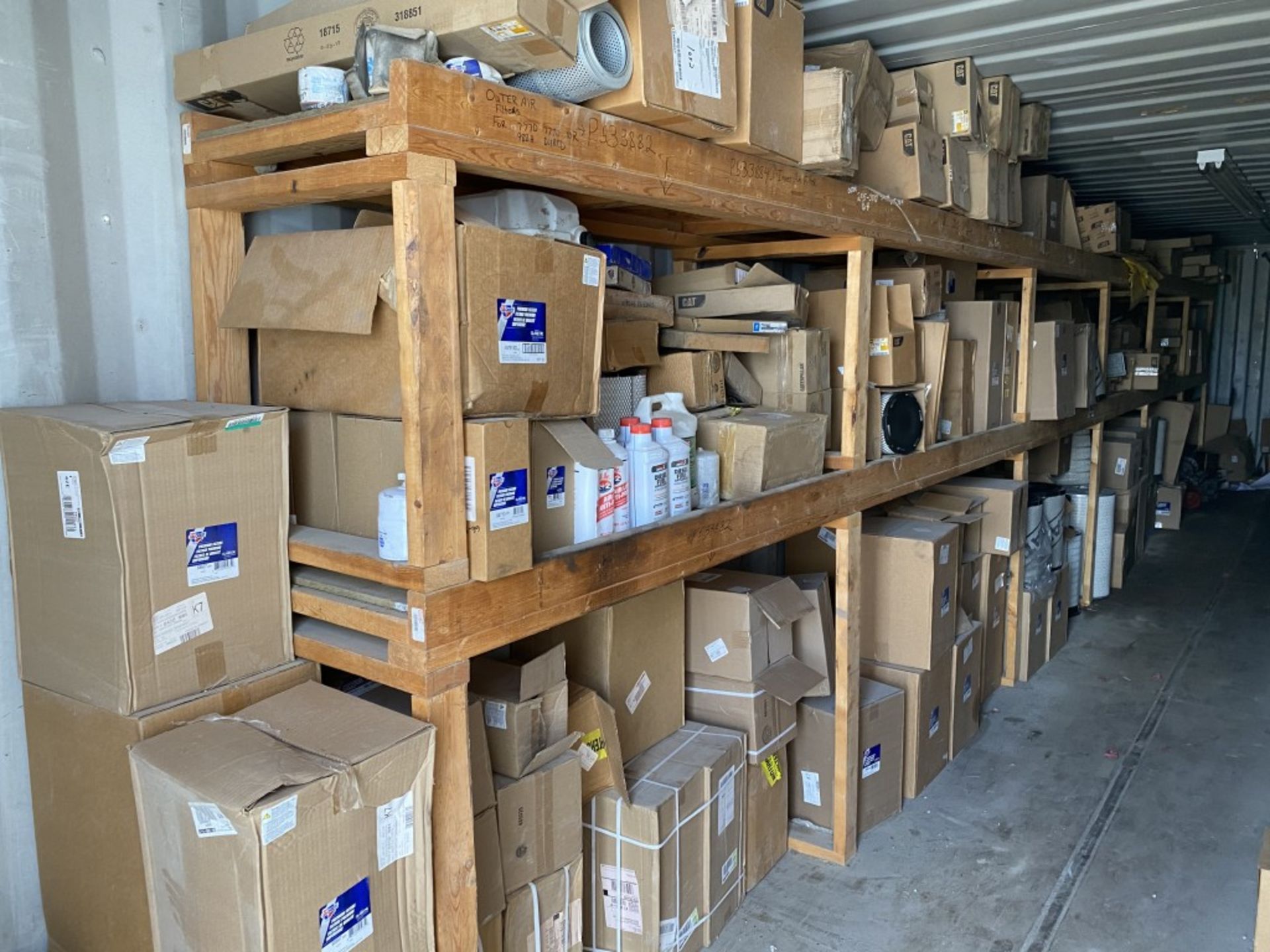 40' STEEL STORAGE CONTAINER FULL OF NEW AIR FILTERS, HAS SHELVING & LIGHT FIXTURE, MUST BE - Image 2 of 21