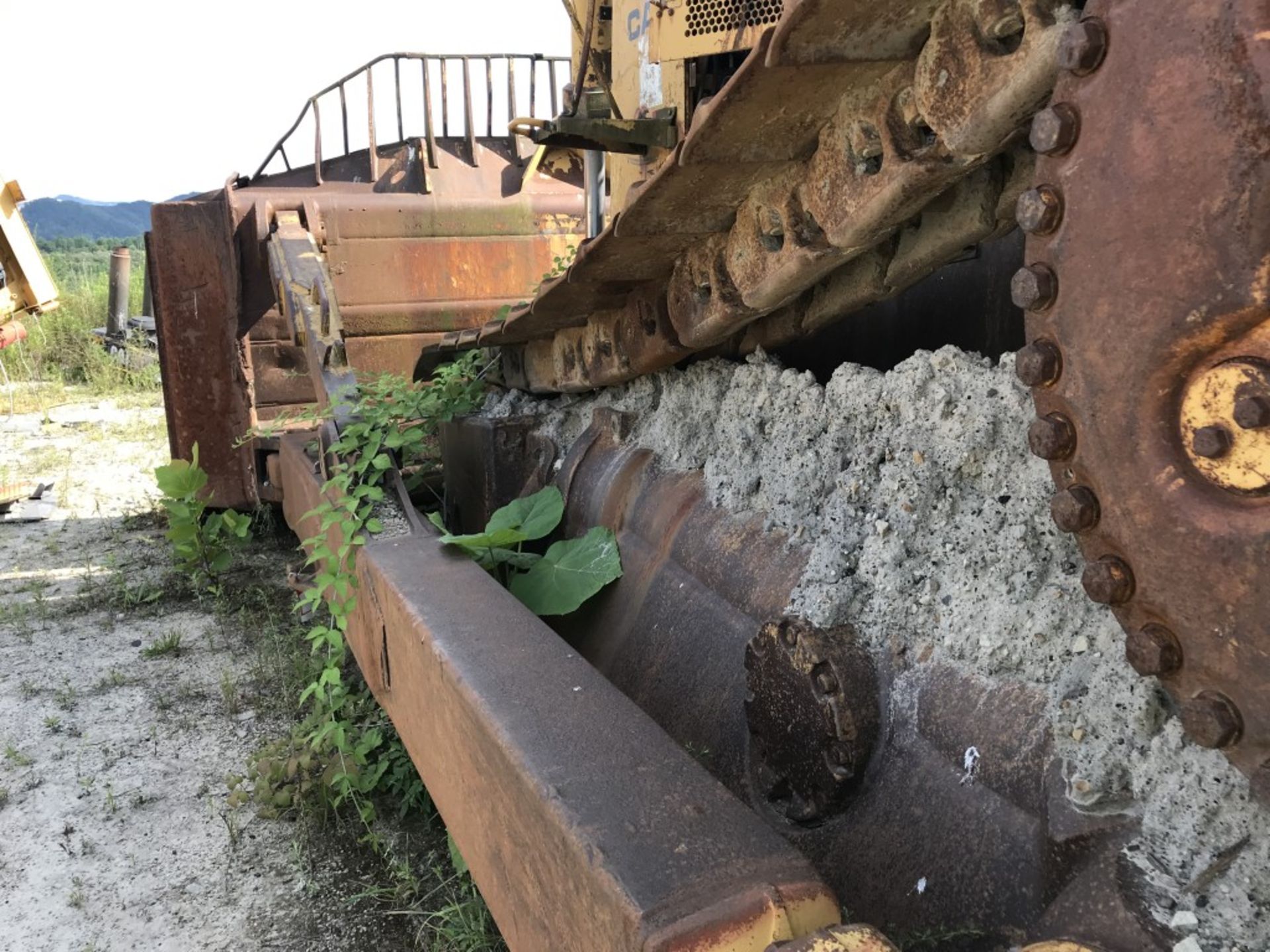 CAT D11N DOZER FOR PARTS, S/N: 74Z00507, 20'6'' WIDE DOZER BLADE, ONE TRACK OFF, 40,559 HOURS, CAT - Image 9 of 10