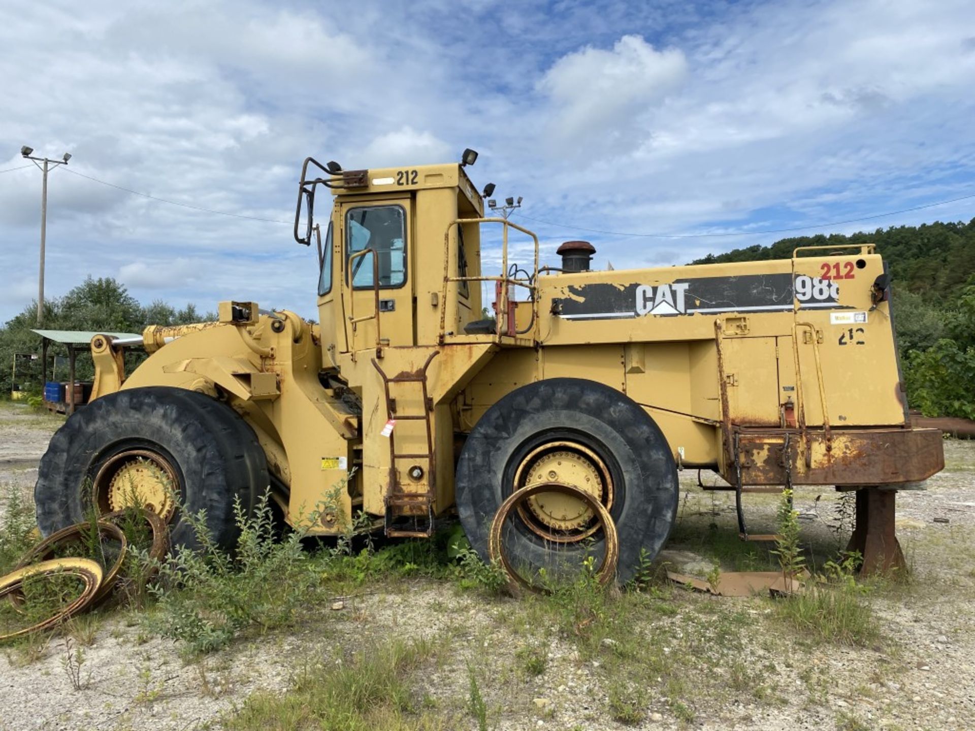 1998 CATERPILLAR 988F ARTICULATED WHEEL LOADER, ENCLOSED CAB, S/N: 8Y601152, 39,457 HOURS, PARTS - Image 7 of 18