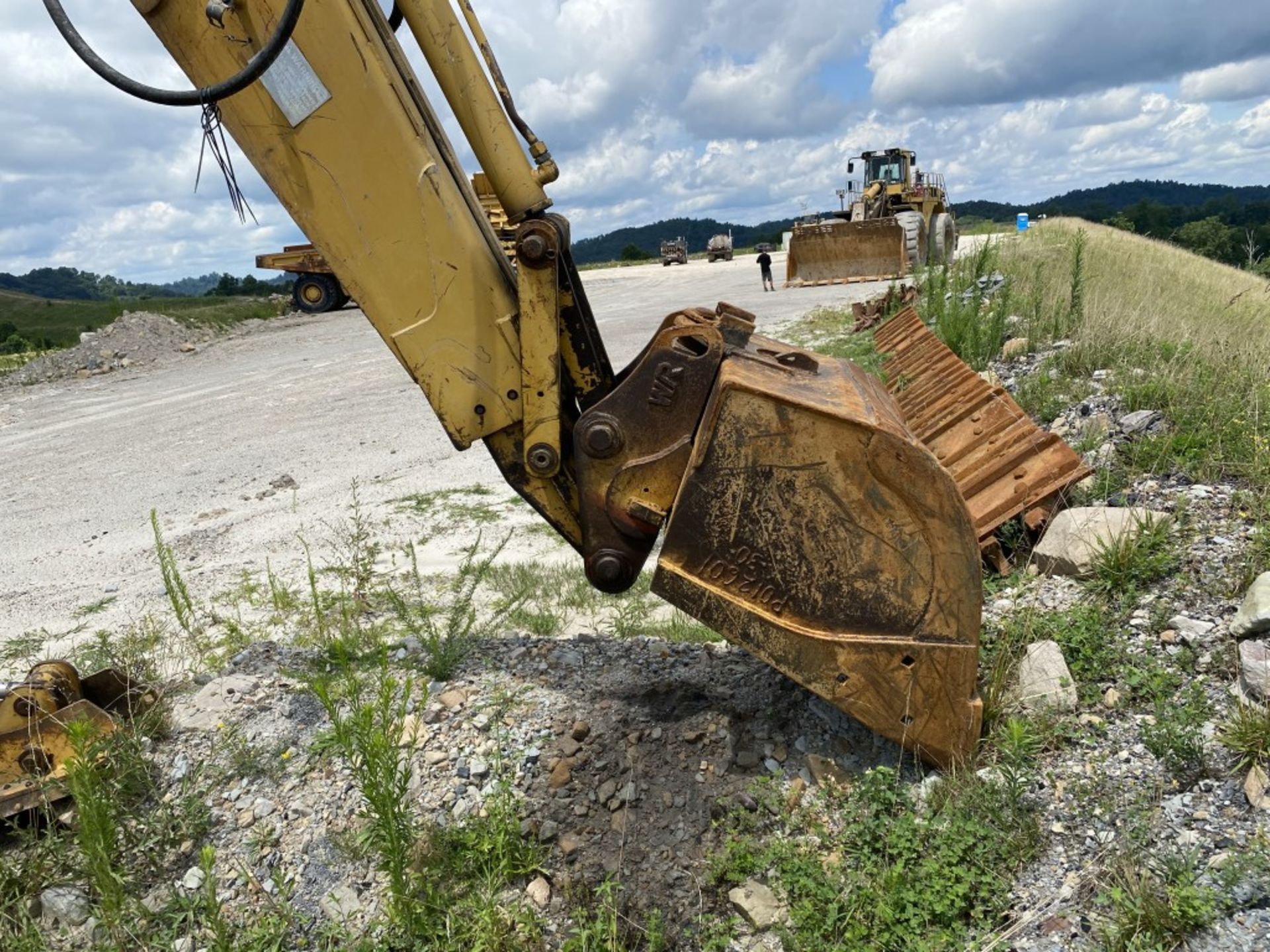 CATERPILLAR 446B 4X4 LOADER BACKHOE, S/N: 5BL02151, 7,242 HOURS SHOWING, CAT TURBO DIESEL ENGINE, - Image 12 of 16