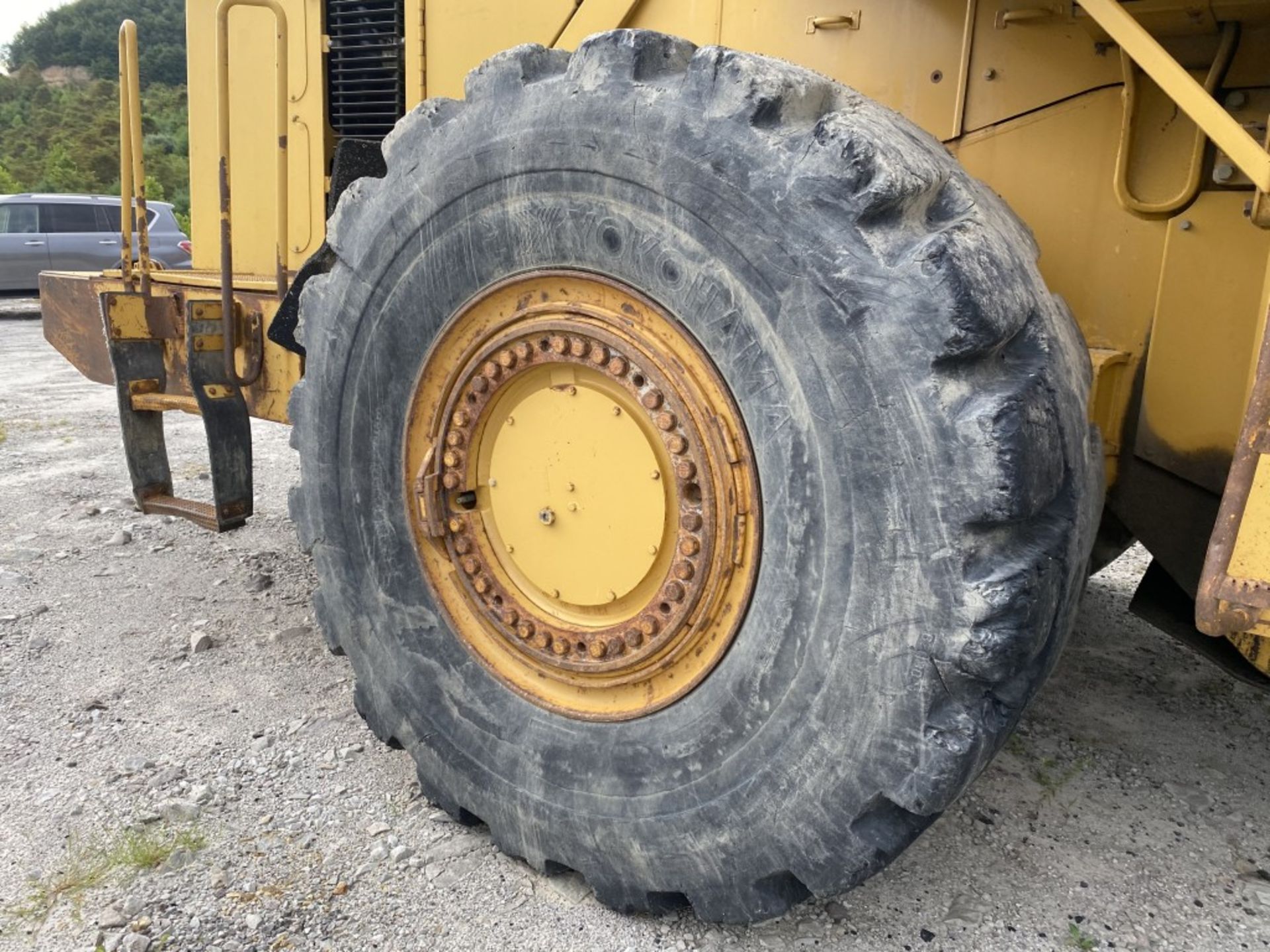 2004 CATERPILLAR 988G ARTICULATED WHEEL LOADER, ENCLOSED CAB, S/N: ABNH01383, 246,485 HOURS, 8- - Image 21 of 29