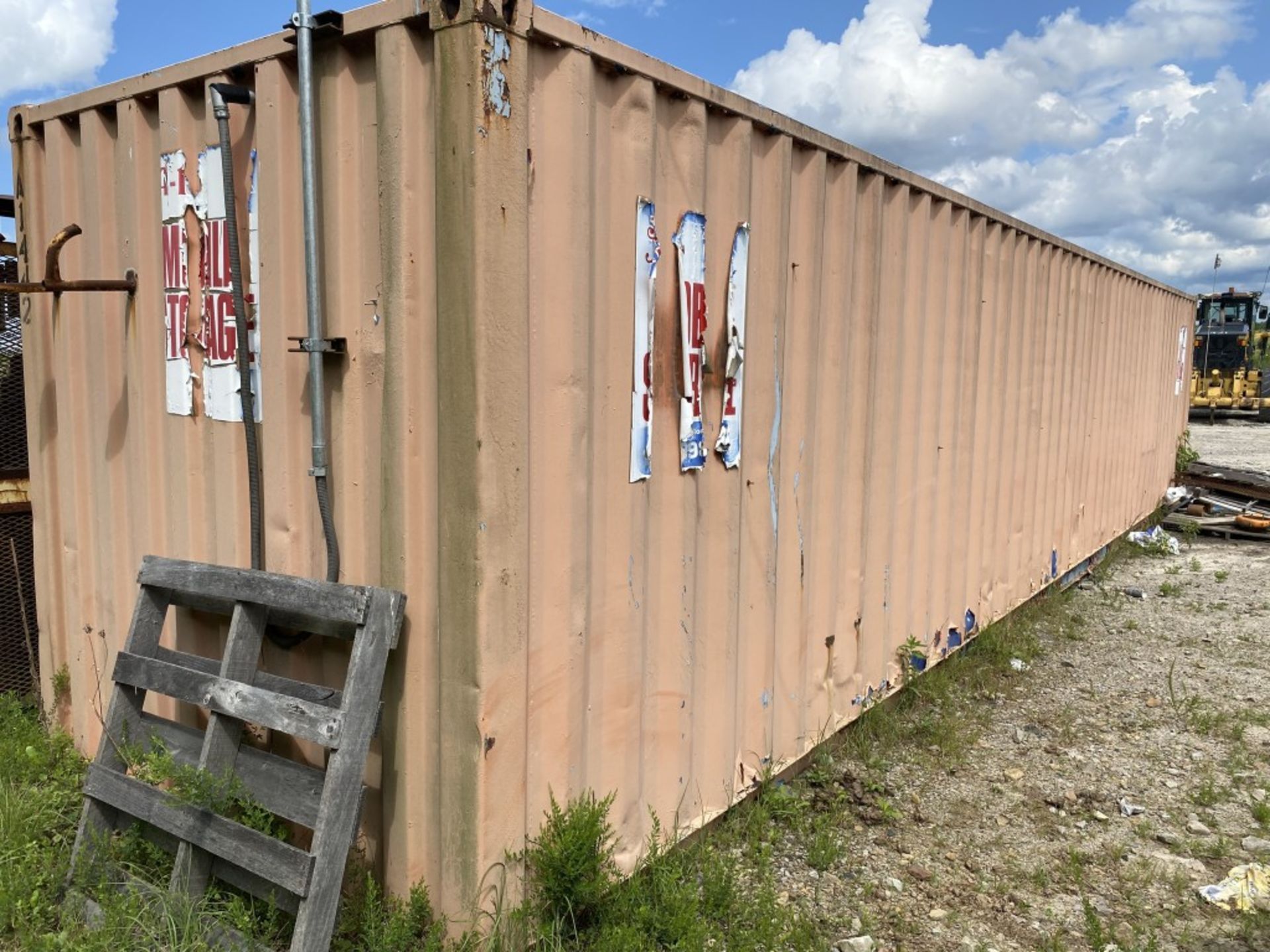 40' STEEL STORAGE CONTAINER FULL OF NEW AIR FILTERS, HAS SHELVING & LIGHT FIXTURE, MUST BE - Image 21 of 21